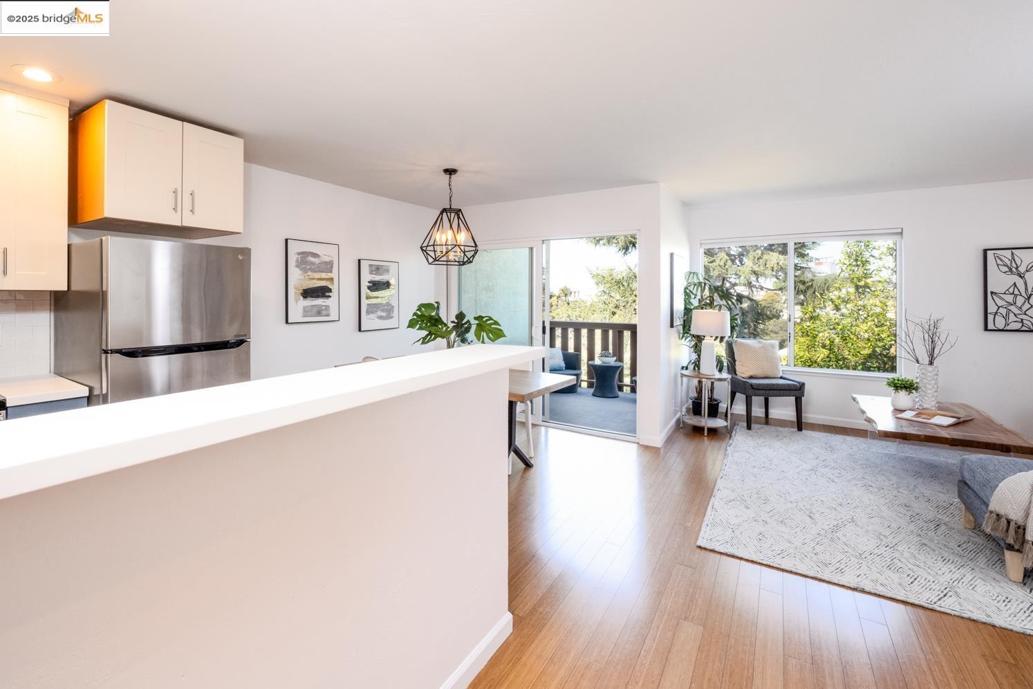 Photo #3: 41085429 Listing 