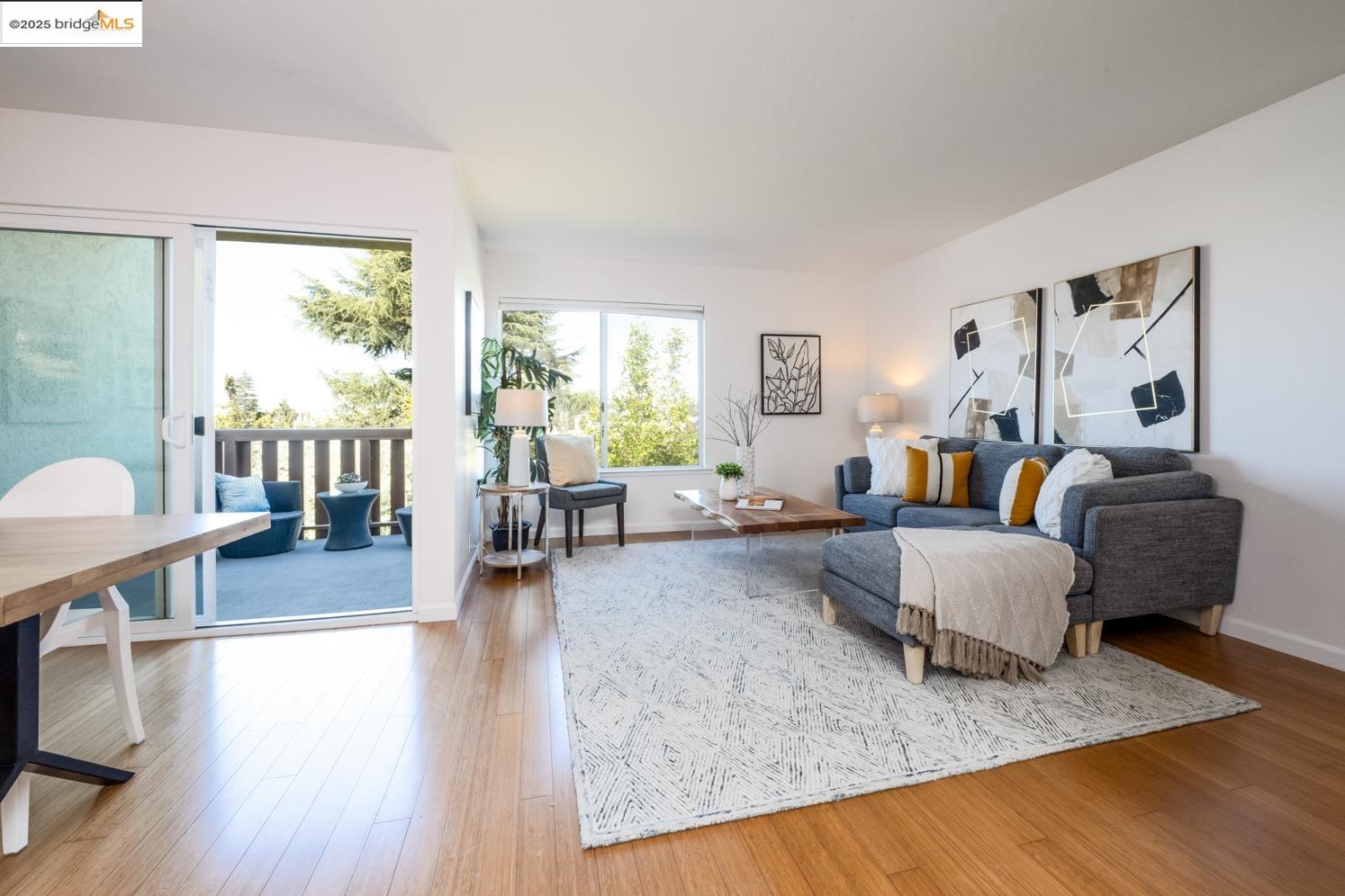 Photo #5: 41085429 Listing 