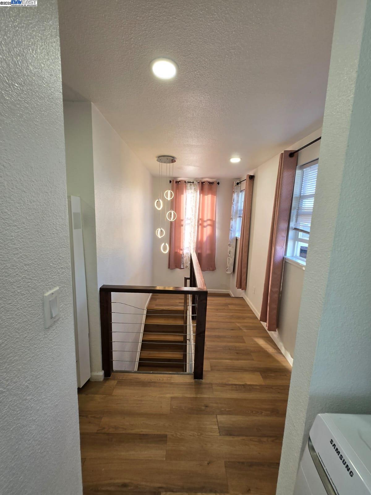 Detail Gallery Image 26 of 56 For 10468 West Ct, Oakland,  CA 94603 - 3 Beds | 2 Baths