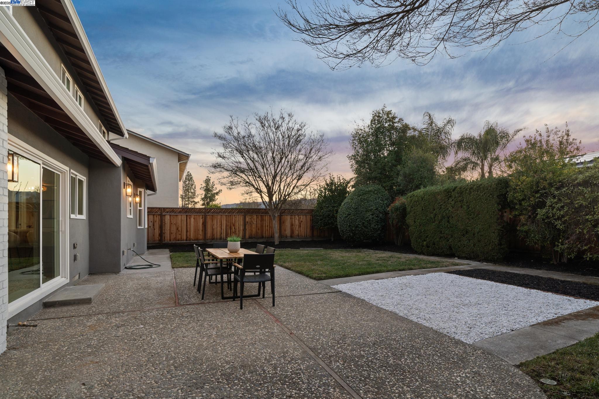 2664 Turnstone Dr, Pleasanton, California 94566, 4 Bedrooms Bedrooms, 9 Rooms Rooms,2 BathroomsBathrooms,Residential,For Sale,2664 Turnstone Dr,41085440