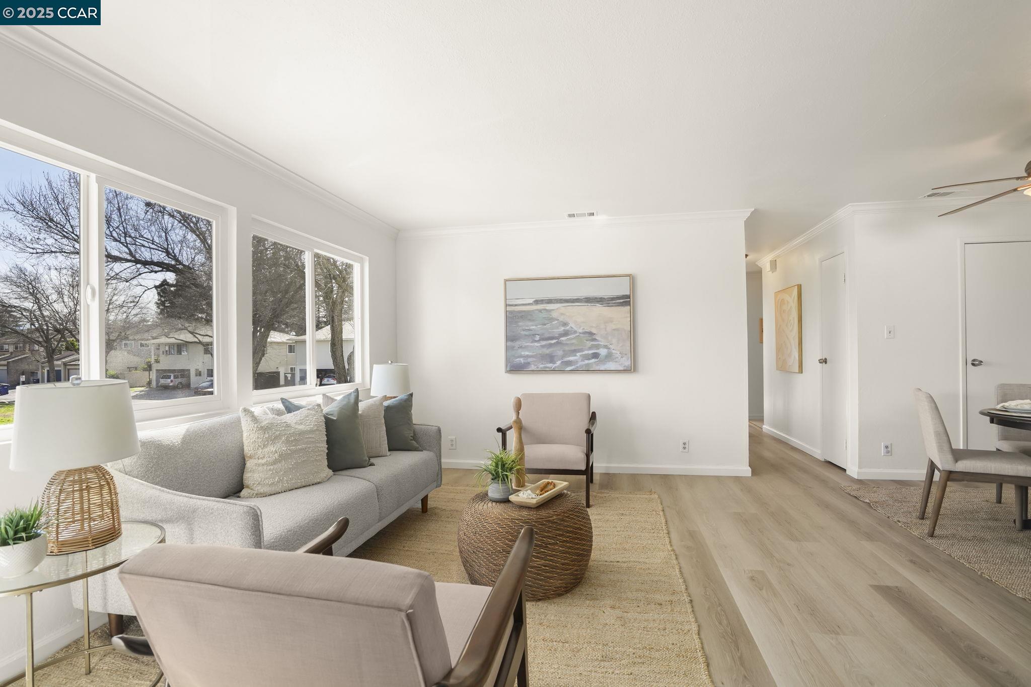 Photo #2: 41085447 Listing 