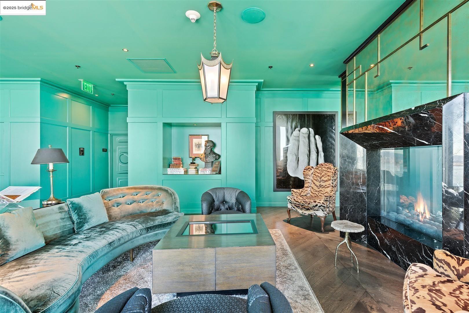property-img