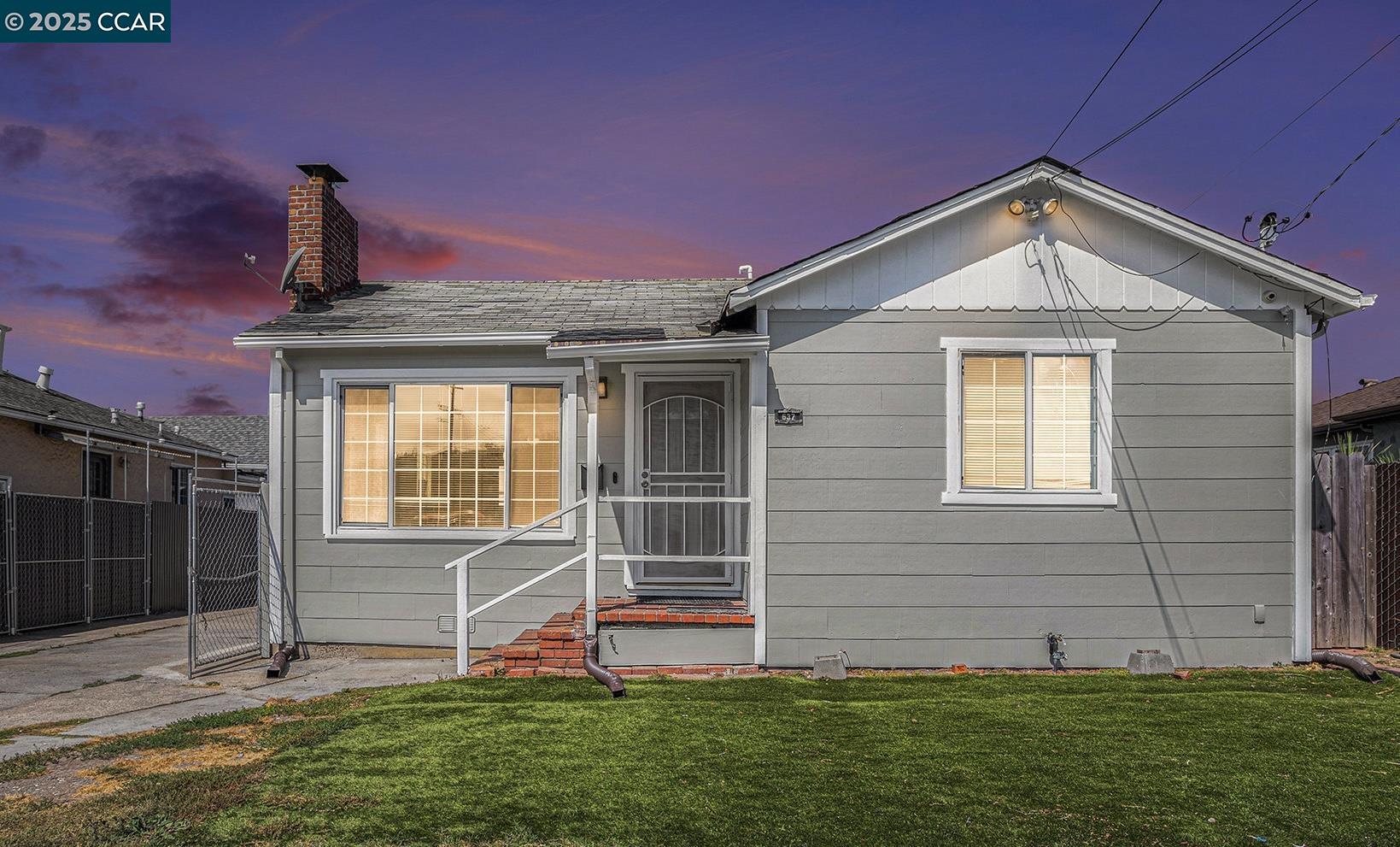 Detail Gallery Image 1 of 22 For 637 43rd Street, Richmond,  CA 94805 - – Beds | – Baths