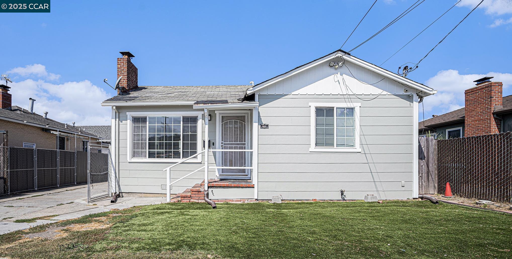 Detail Gallery Image 2 of 22 For 637 43rd Street, Richmond,  CA 94805 - – Beds | – Baths