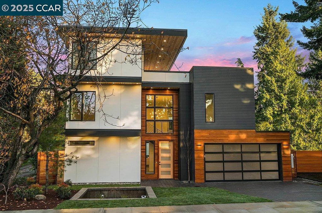 0 Woodrow Dr, Oakland, California 94611, 5 Bedrooms Bedrooms, 13 Rooms Rooms,4 BathroomsBathrooms,Residential,For Sale,0 Woodrow Dr,41085472