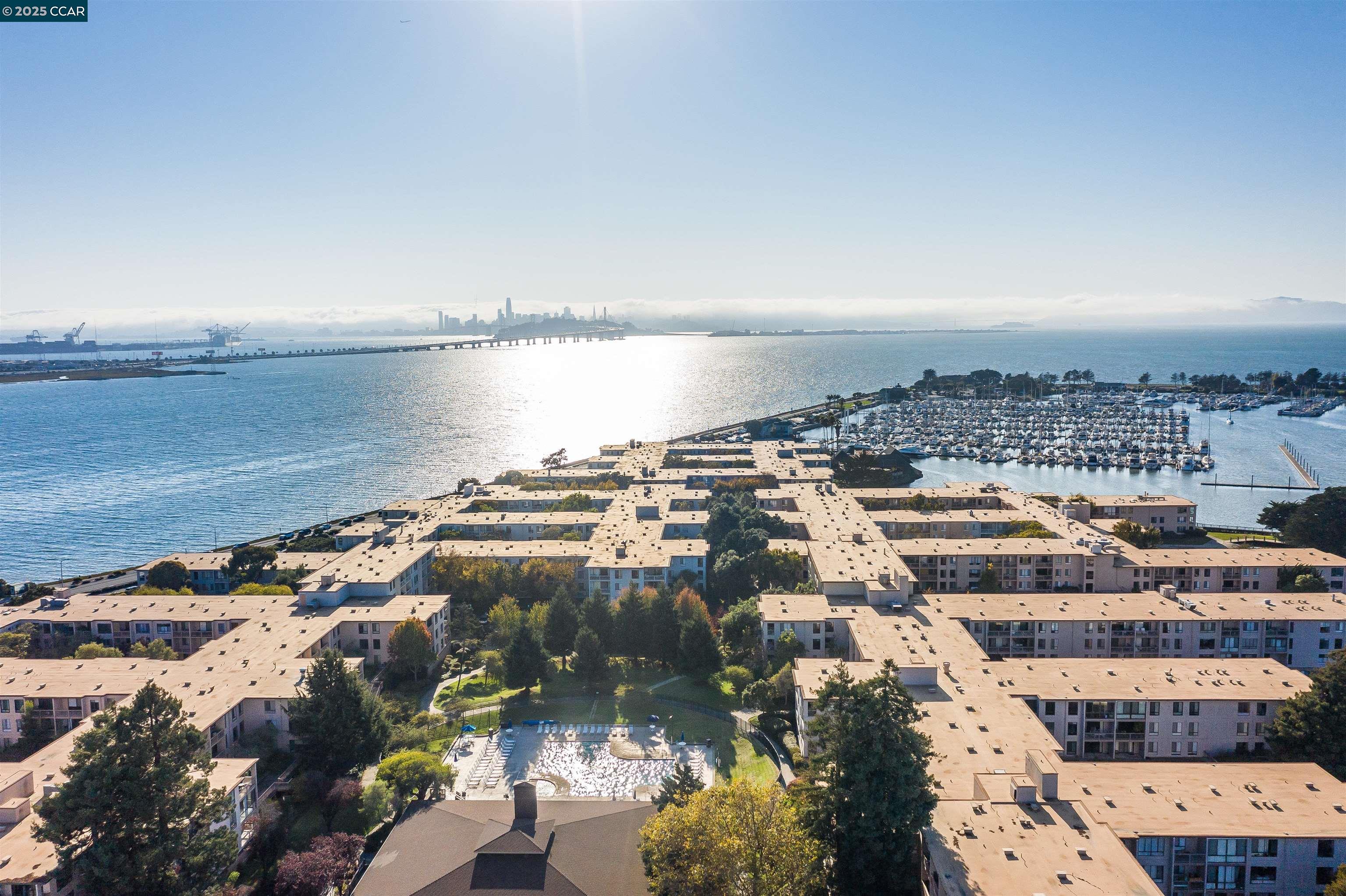 EMERYVILLE Condos Condos For Sale
