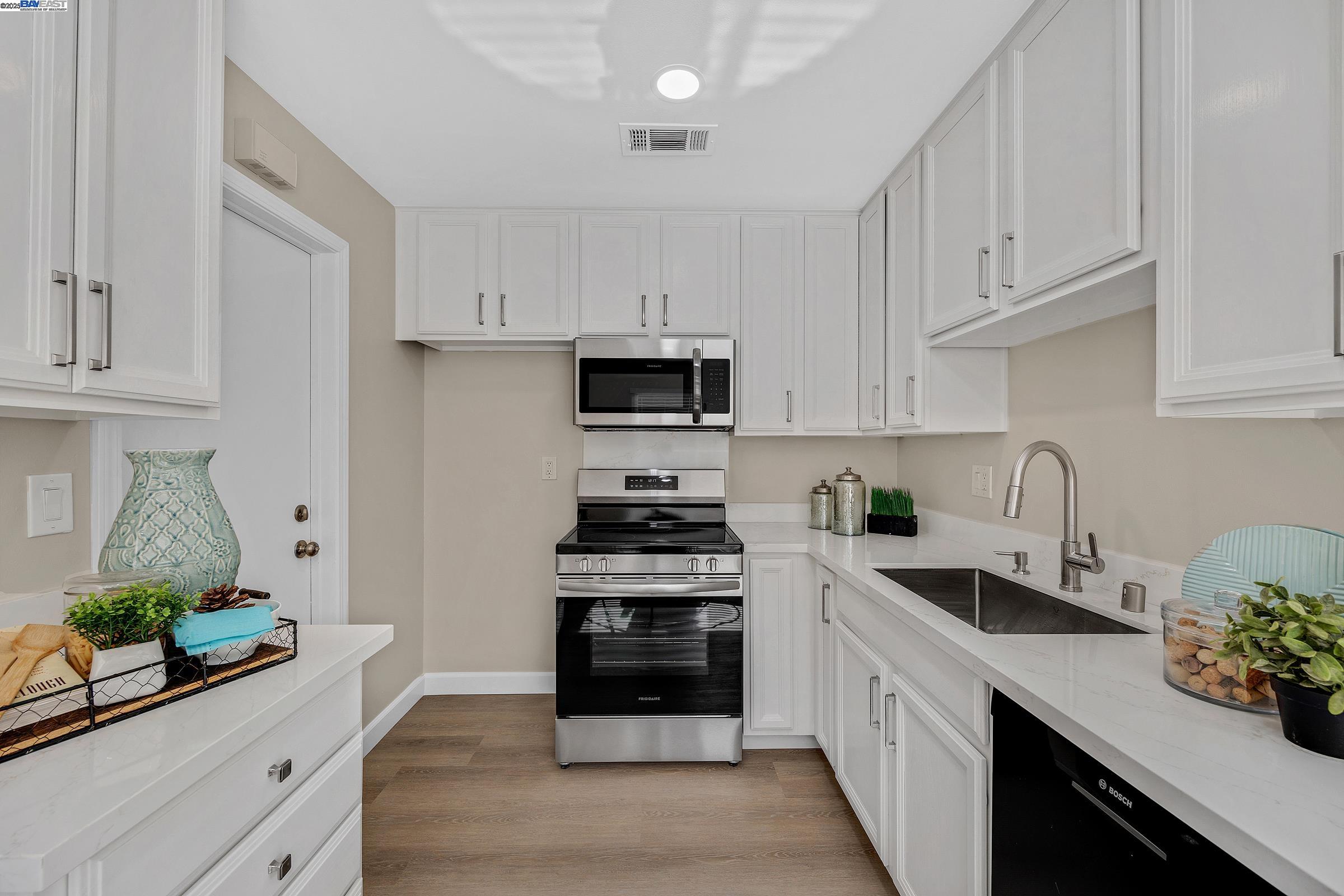Photo #6: 41085487 Listing 
