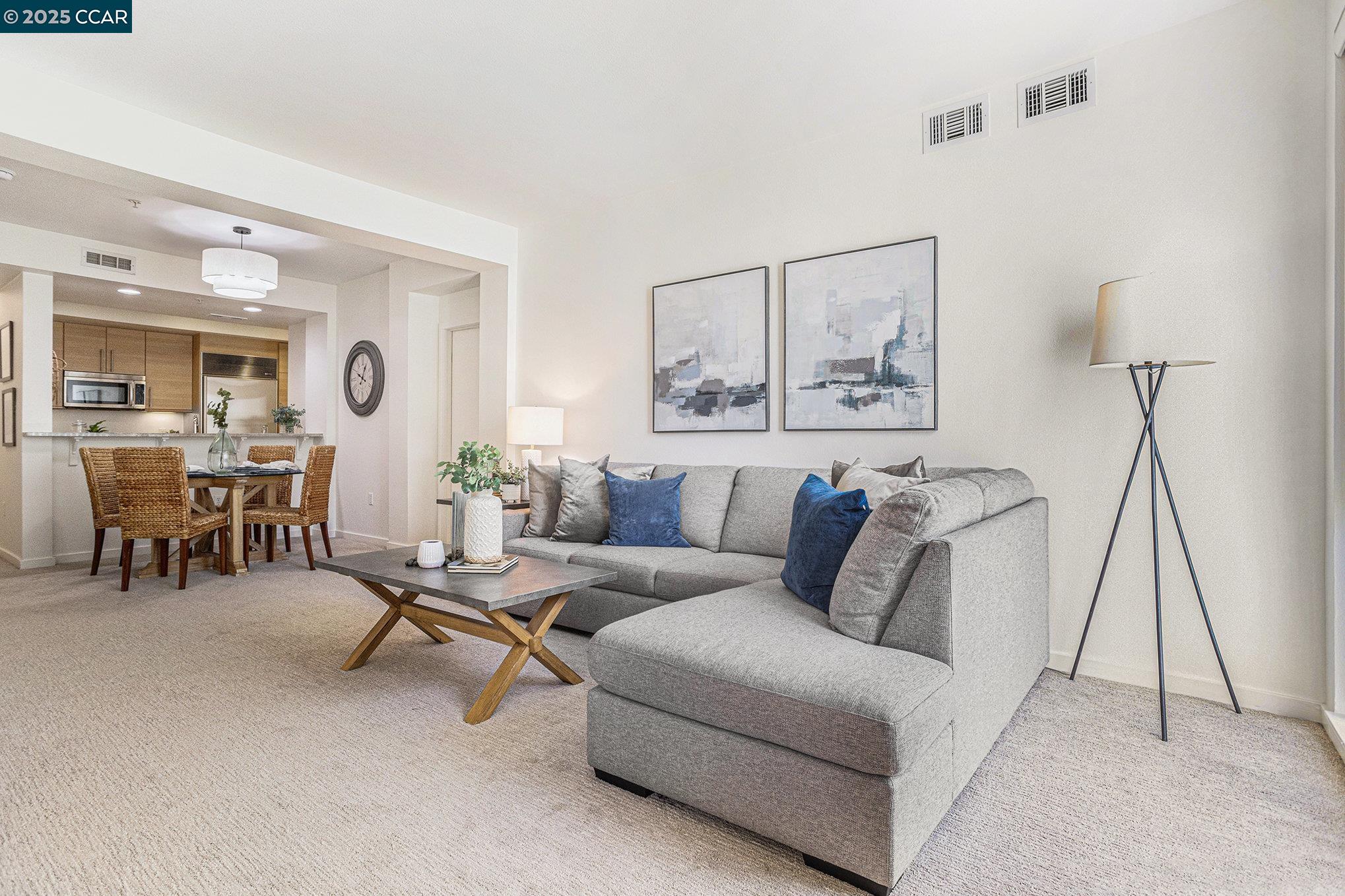 Photo #5: 41085488 Listing 