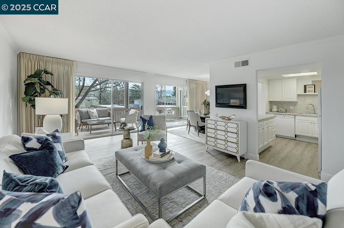 Photo #3: 41085528 Listing 