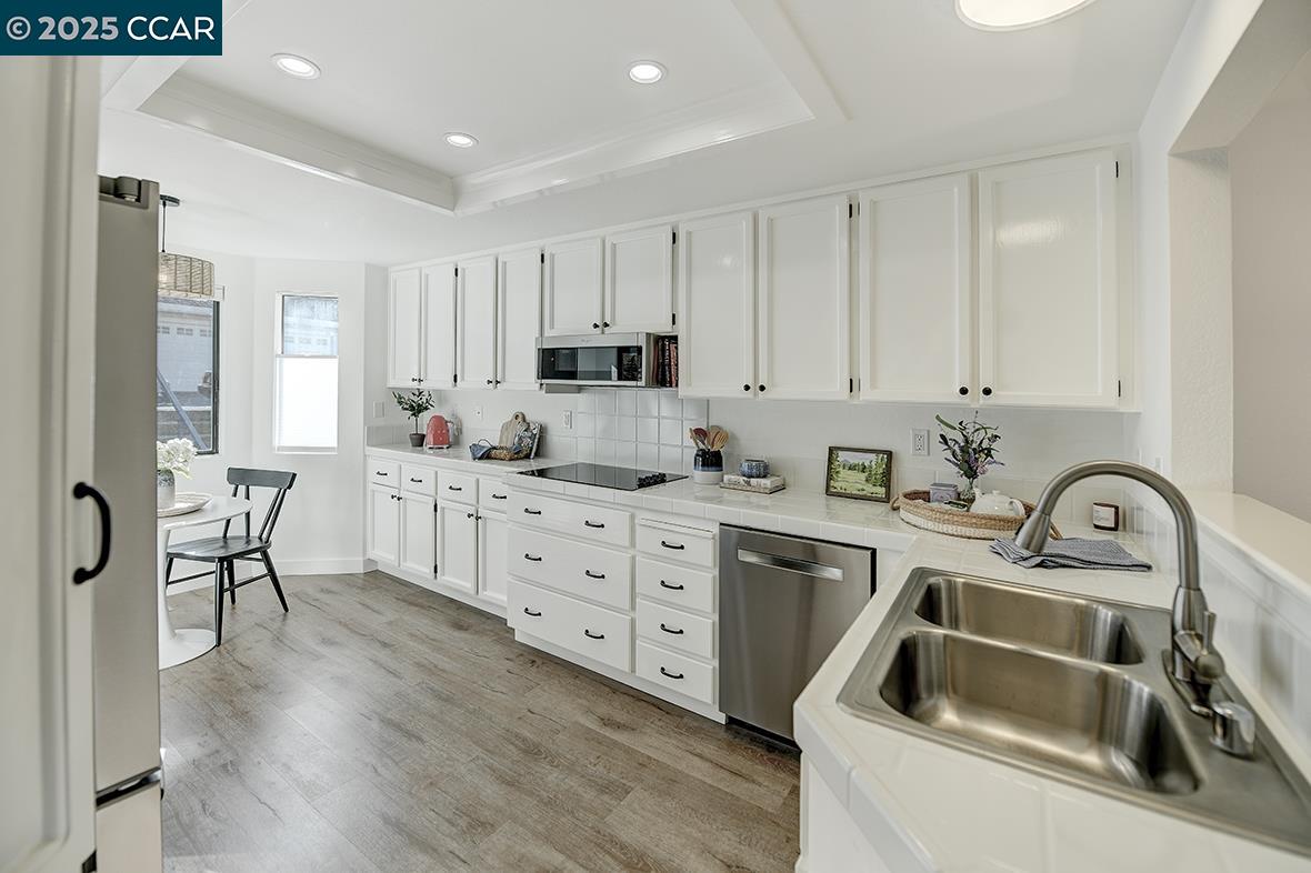 Detail Gallery Image 1 of 1 For 4449 Terra Granada 3a,  Walnut Creek,  CA 94595 - 2 Beds | 2 Baths