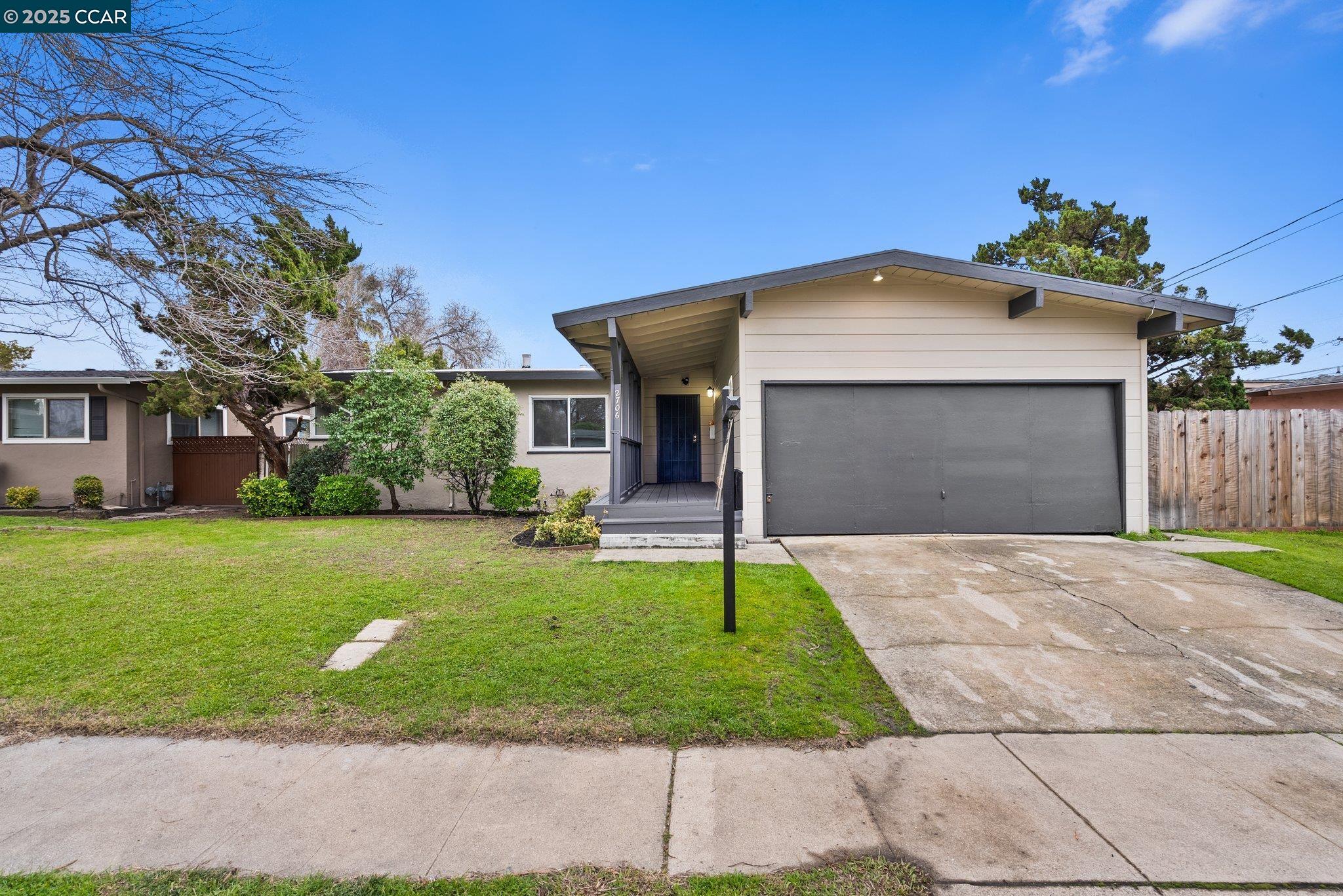 Detail Gallery Image 1 of 1 For 2706 Edward Ave, Concord,  CA 94520 - 4 Beds | 2 Baths