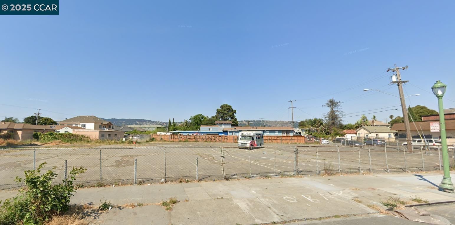 Front Image Thumbnail for CC41085546