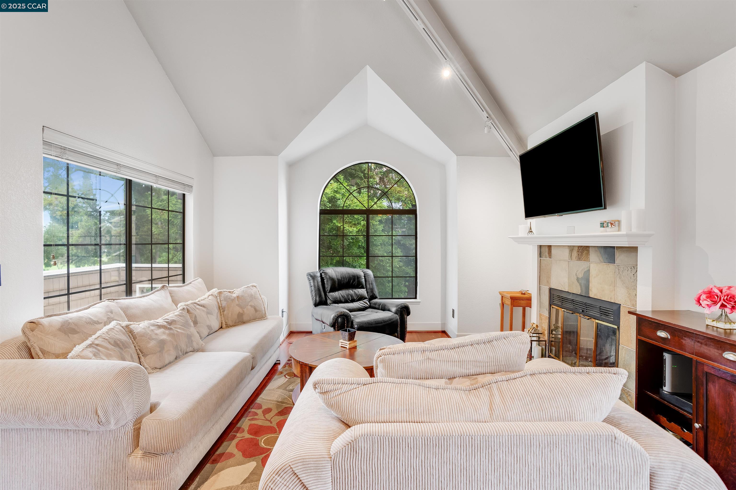Photo #11: 41085569 Listing: Photo #11