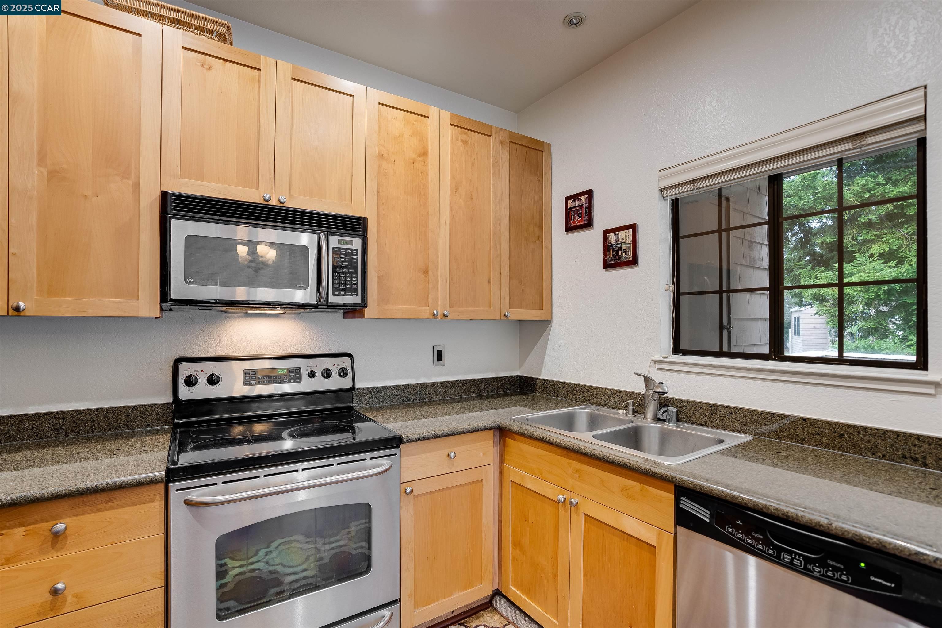 Photo #21: 41085569 Listing: Photo #21