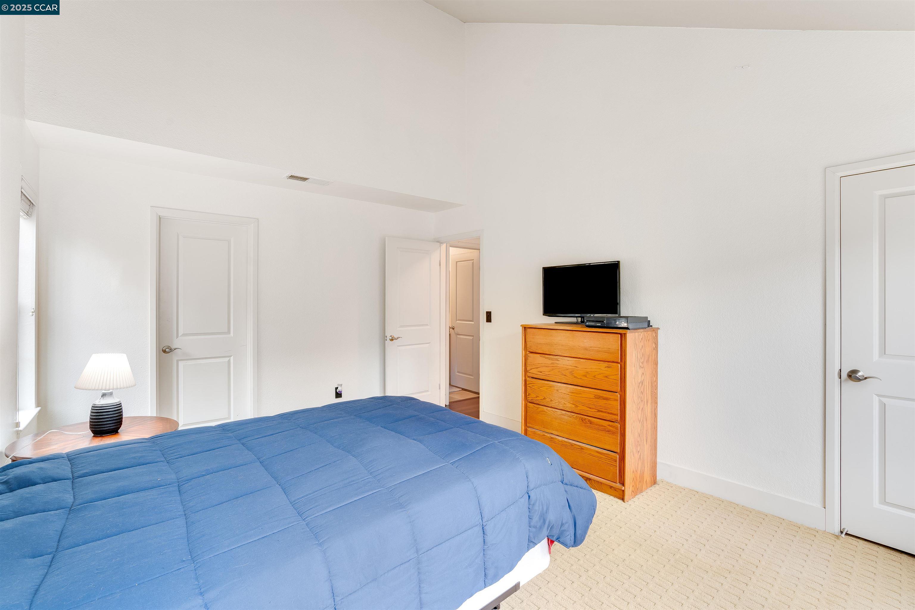 Photo #32: 41085569 Listing: Photo #32