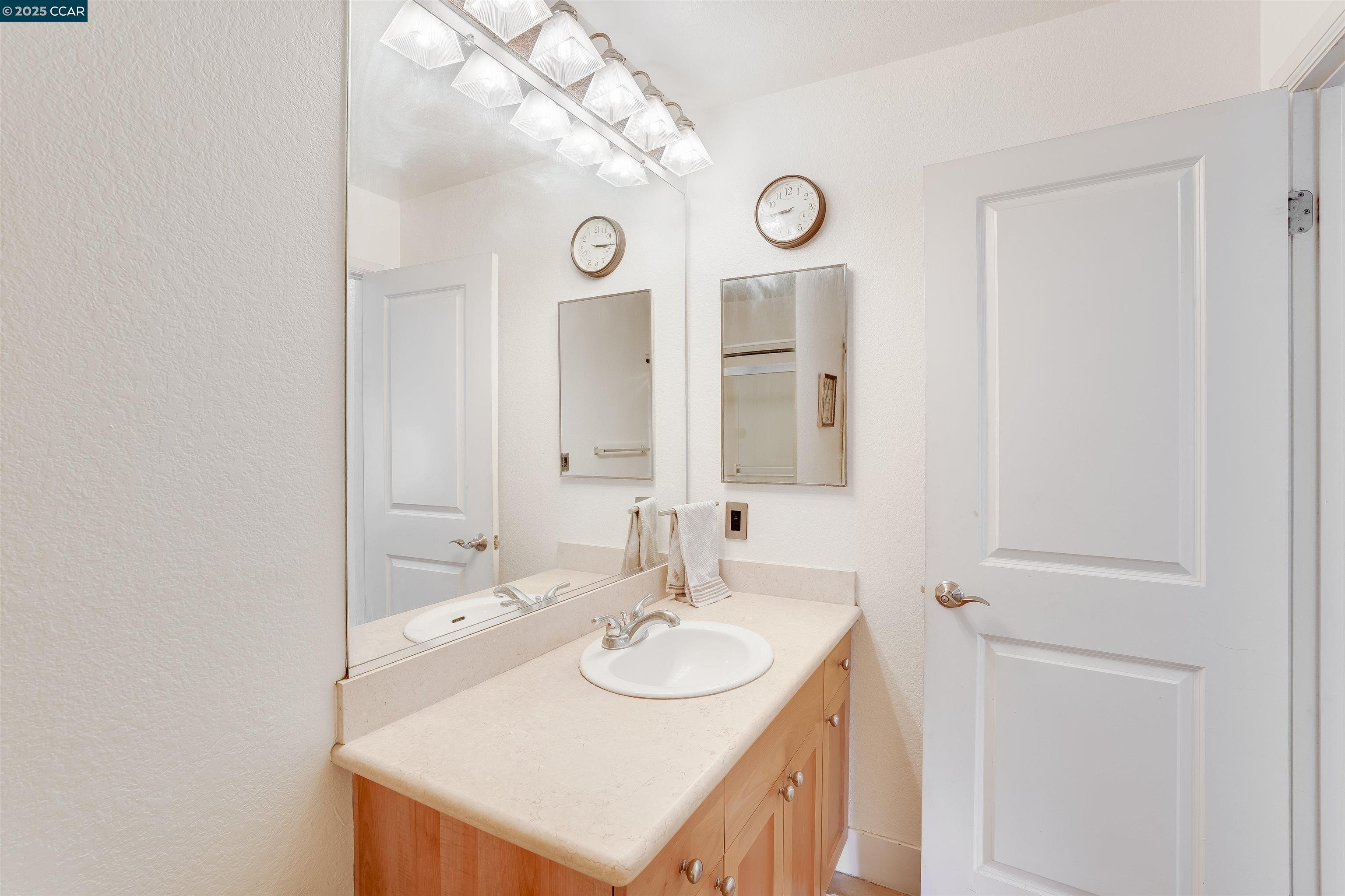 Photo #38: 41085569 Listing: Photo #38