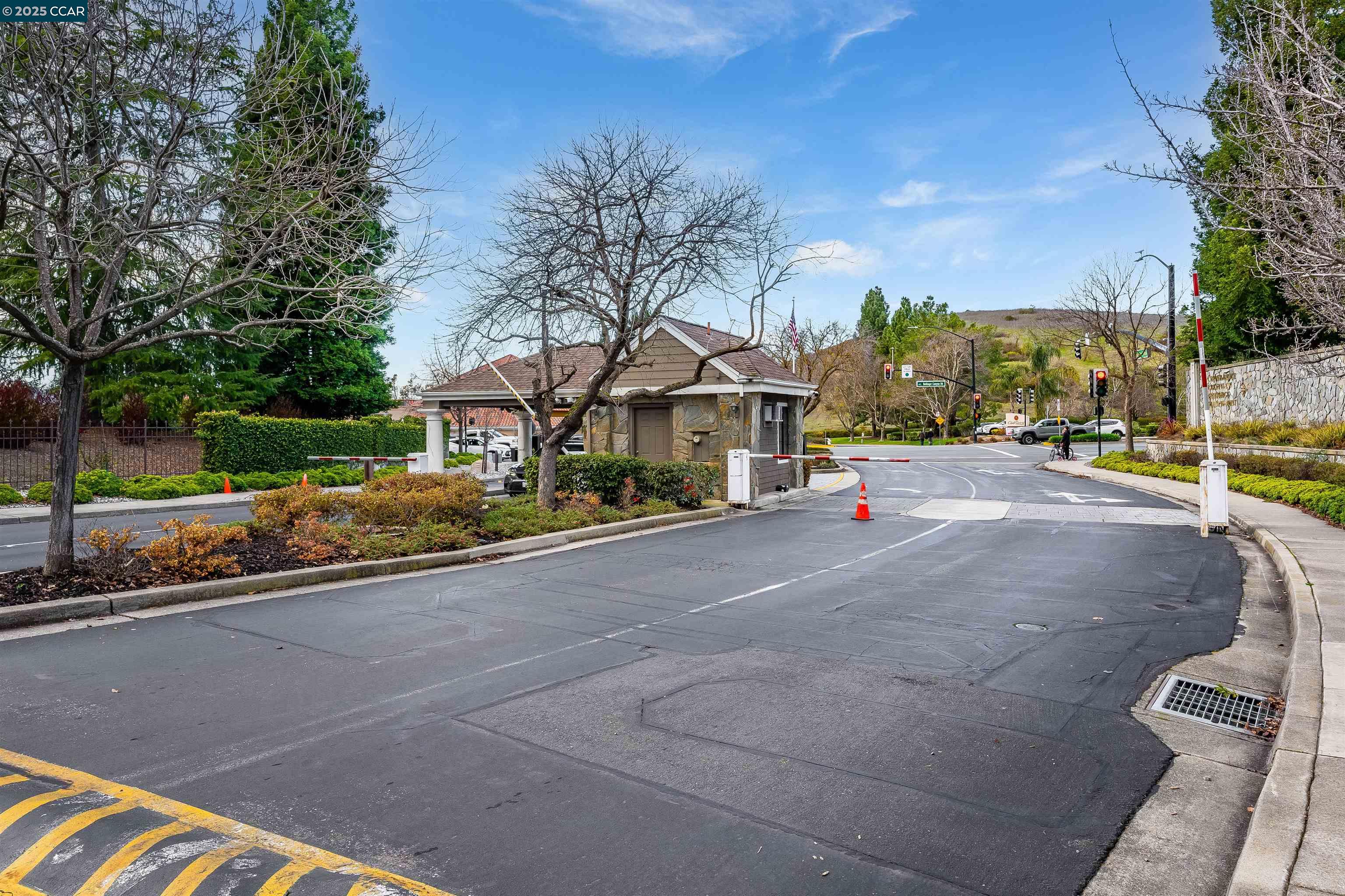Photo #41: 41085569 Listing: Photo #41