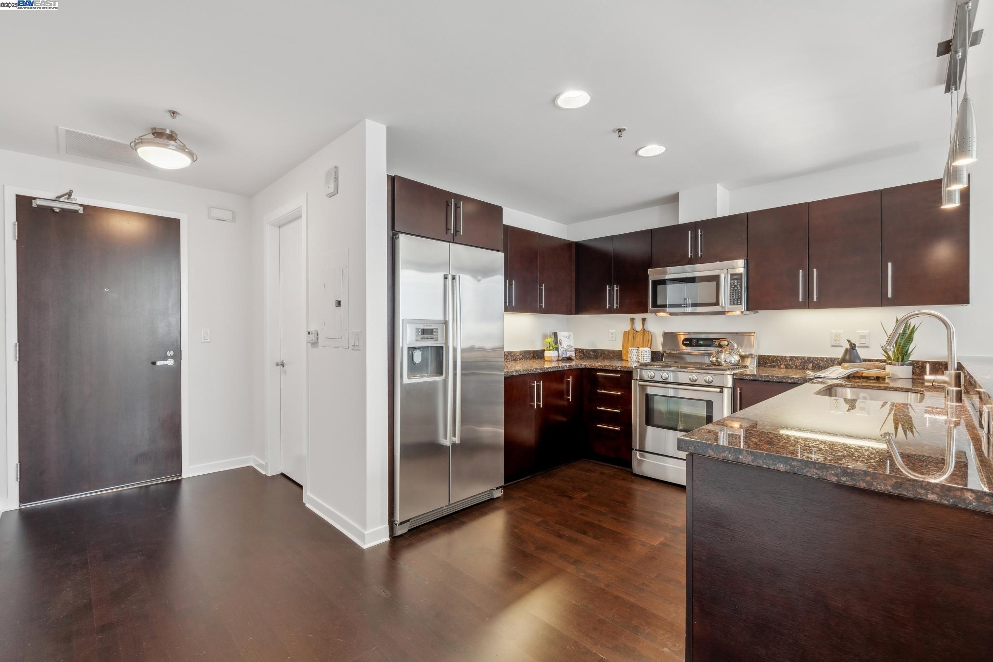 Photo #7: 41085571 Listing: Photo #7