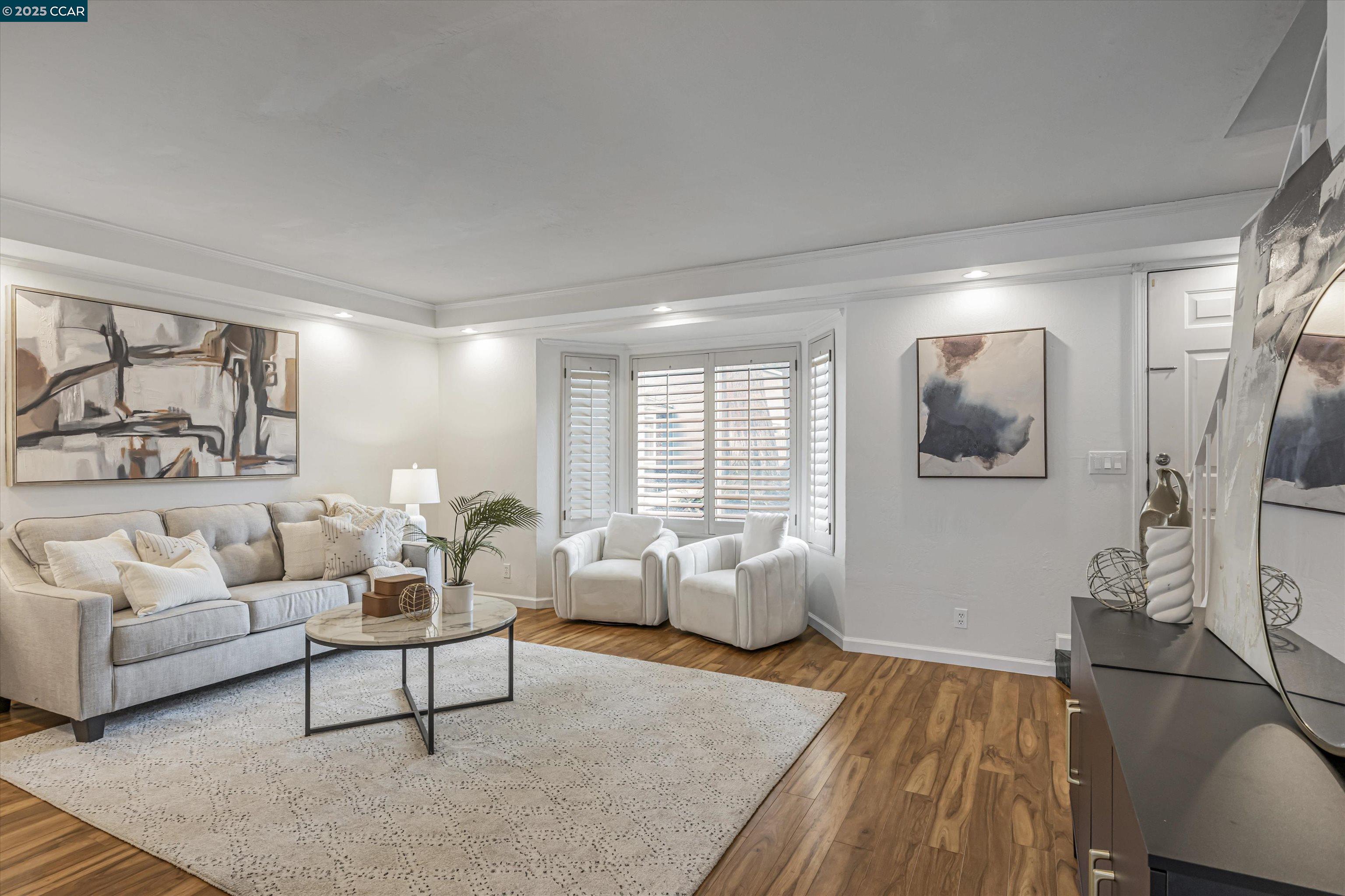More Details about MLS # 41085576 : 445 SYCAMORE CIR