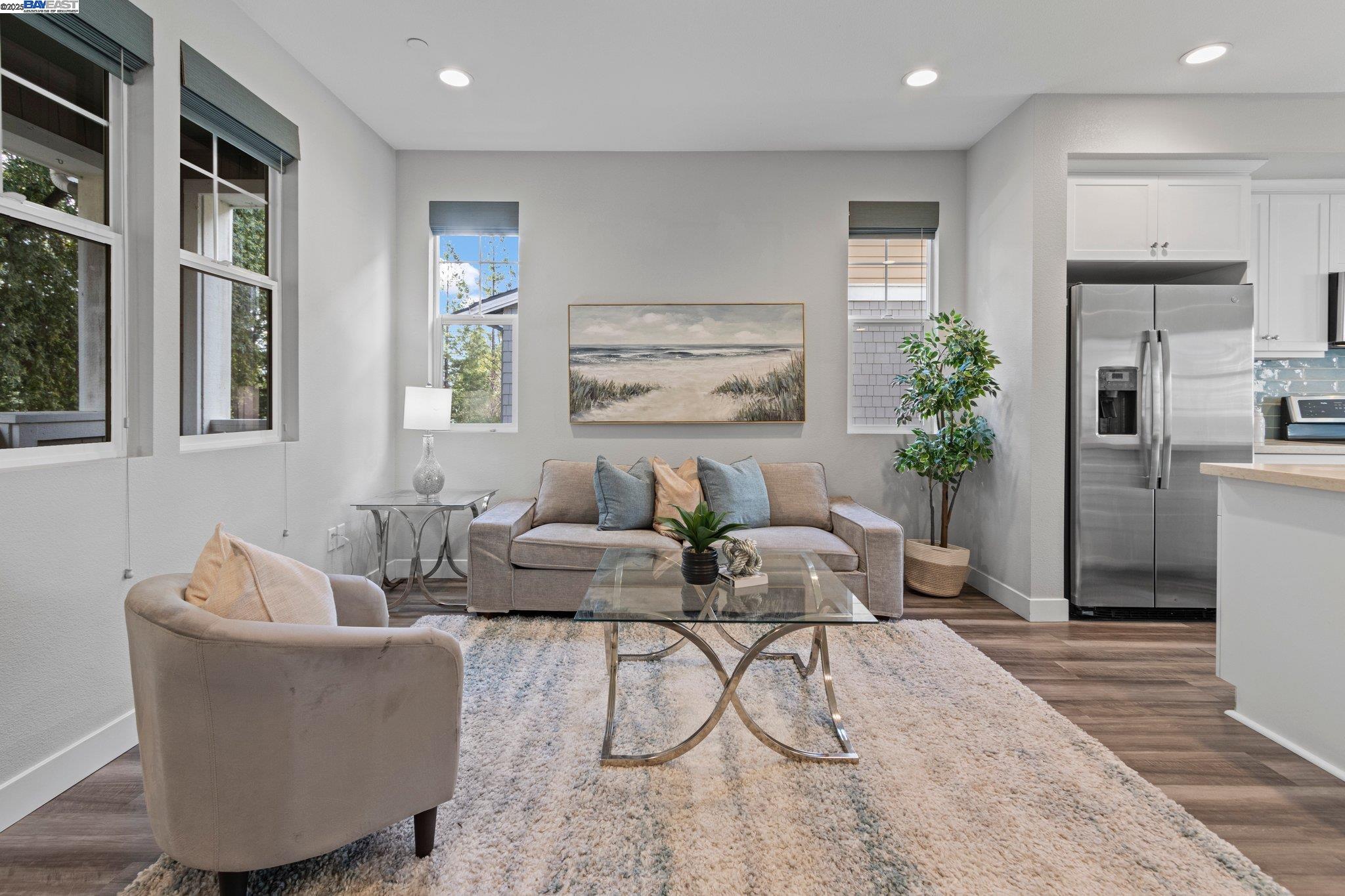 Detail Gallery Image 12 of 39 For 347 Skyforest Way, Scotts Valley,  CA 95066 - 4 Beds | 3/1 Baths