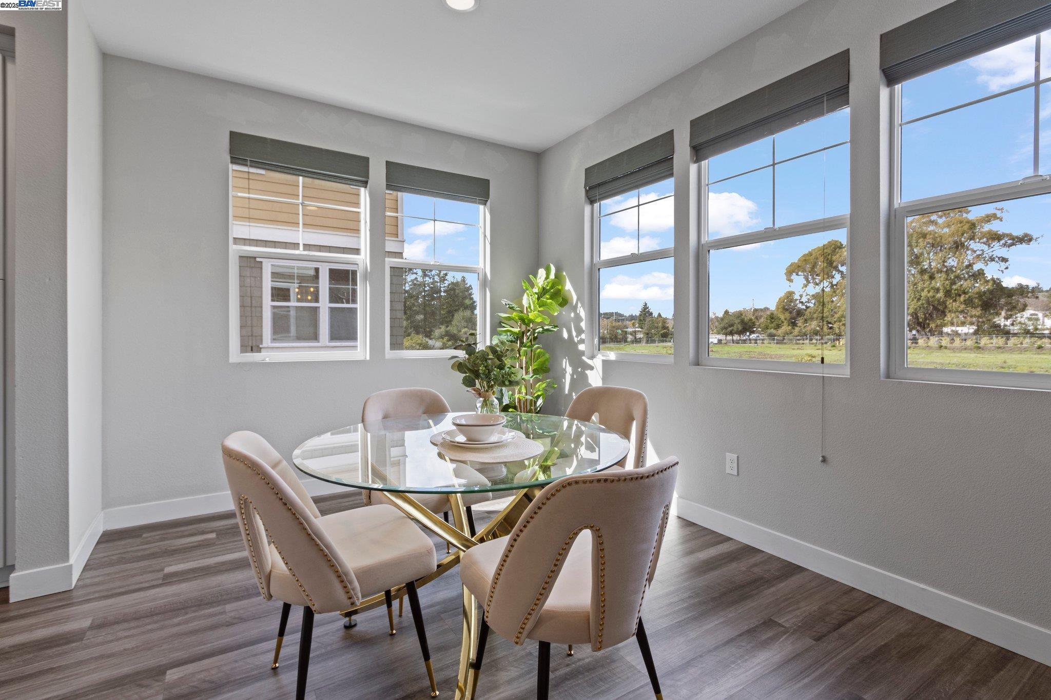 Detail Gallery Image 18 of 39 For 347 Skyforest Way, Scotts Valley,  CA 95066 - 4 Beds | 3/1 Baths