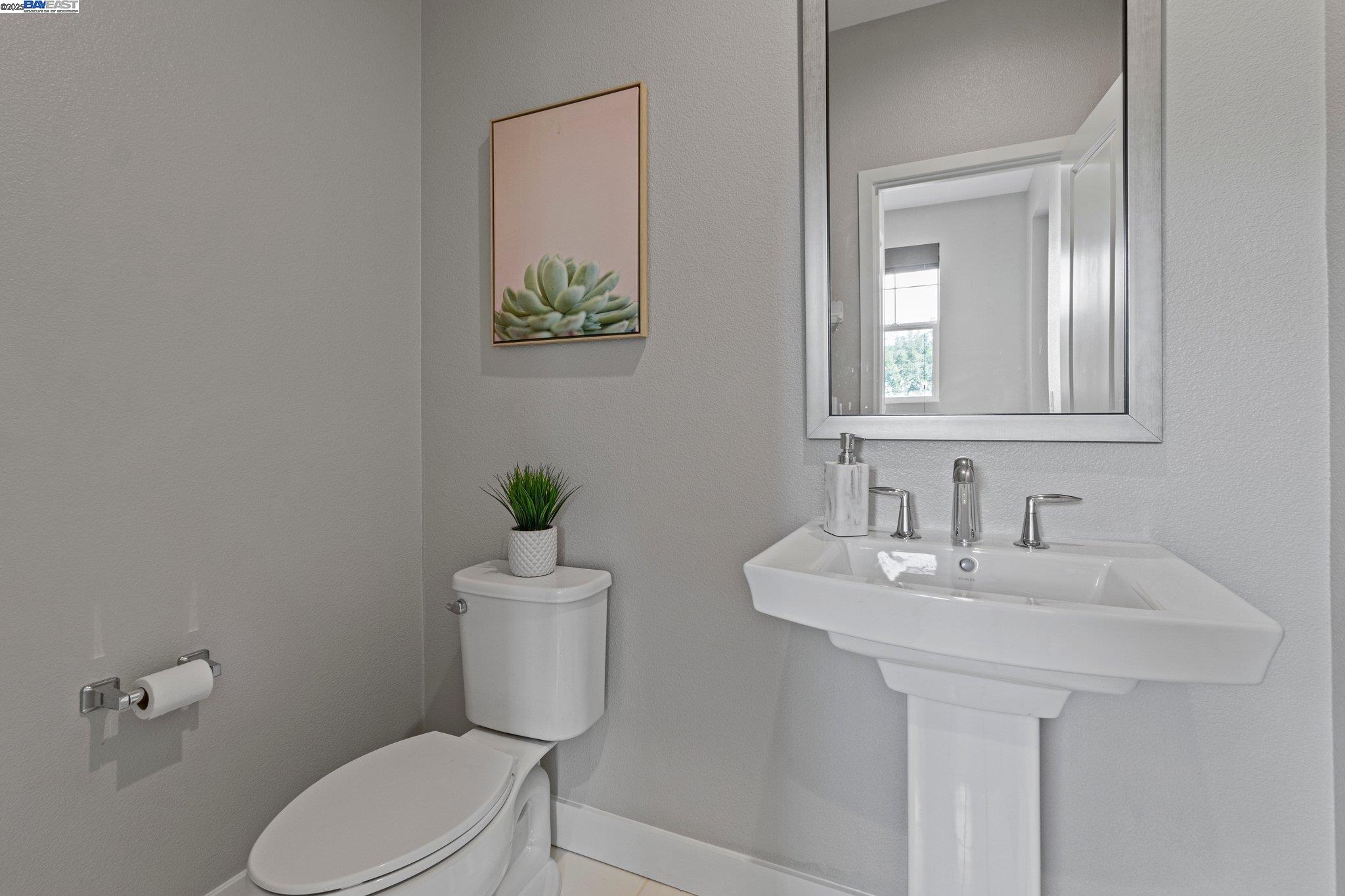 Detail Gallery Image 26 of 39 For 347 Skyforest Way, Scotts Valley,  CA 95066 - 4 Beds | 3/1 Baths