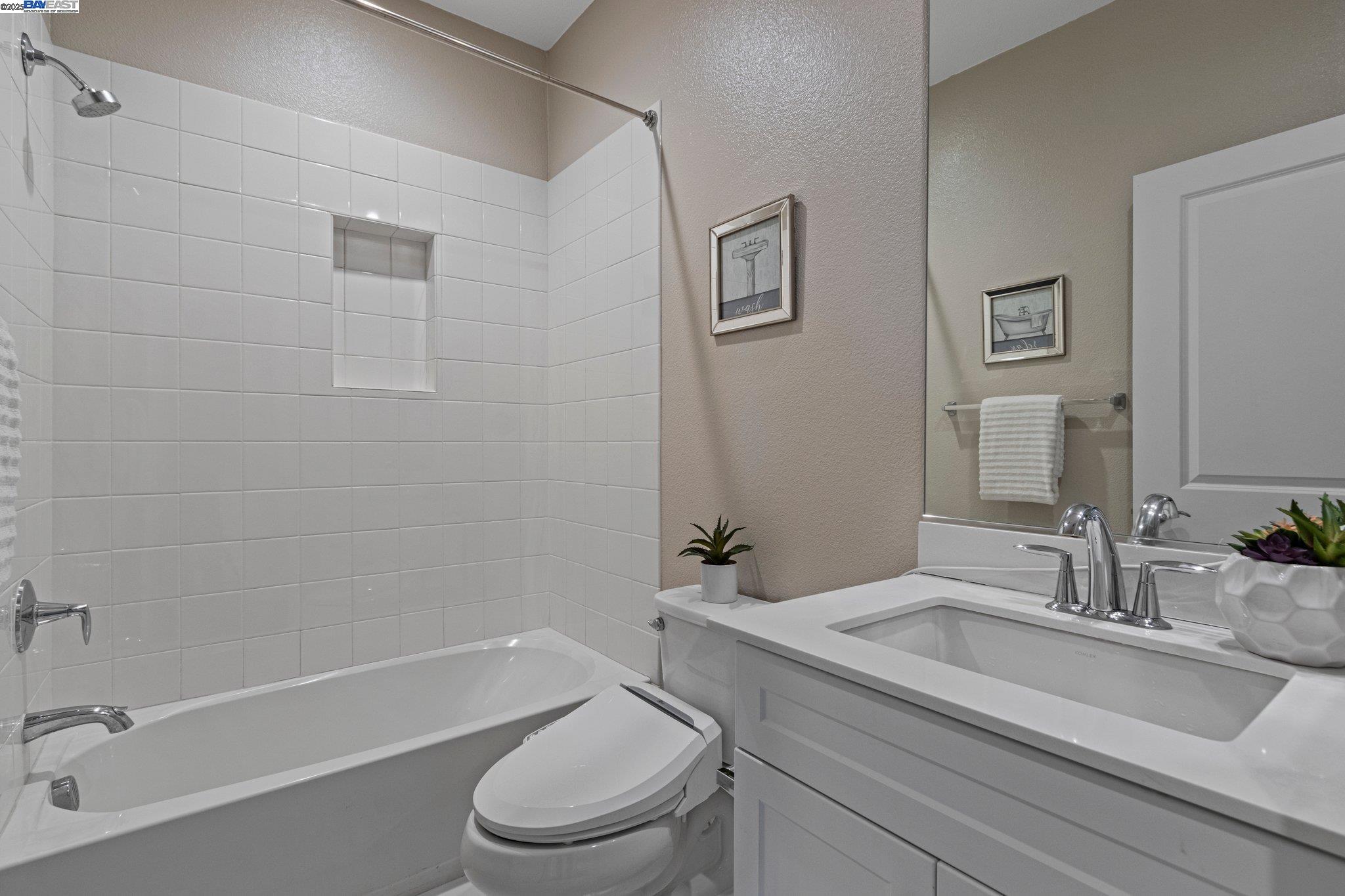 Detail Gallery Image 32 of 39 For 347 Skyforest Way, Scotts Valley,  CA 95066 - 4 Beds | 3/1 Baths