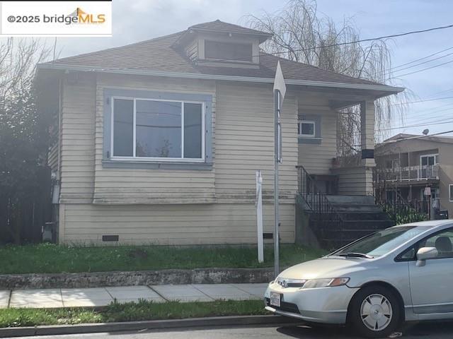 Detail Gallery Image 1 of 1 For 1071 61st St, Oakland,  CA 94608 - 2 Beds | 1 Baths