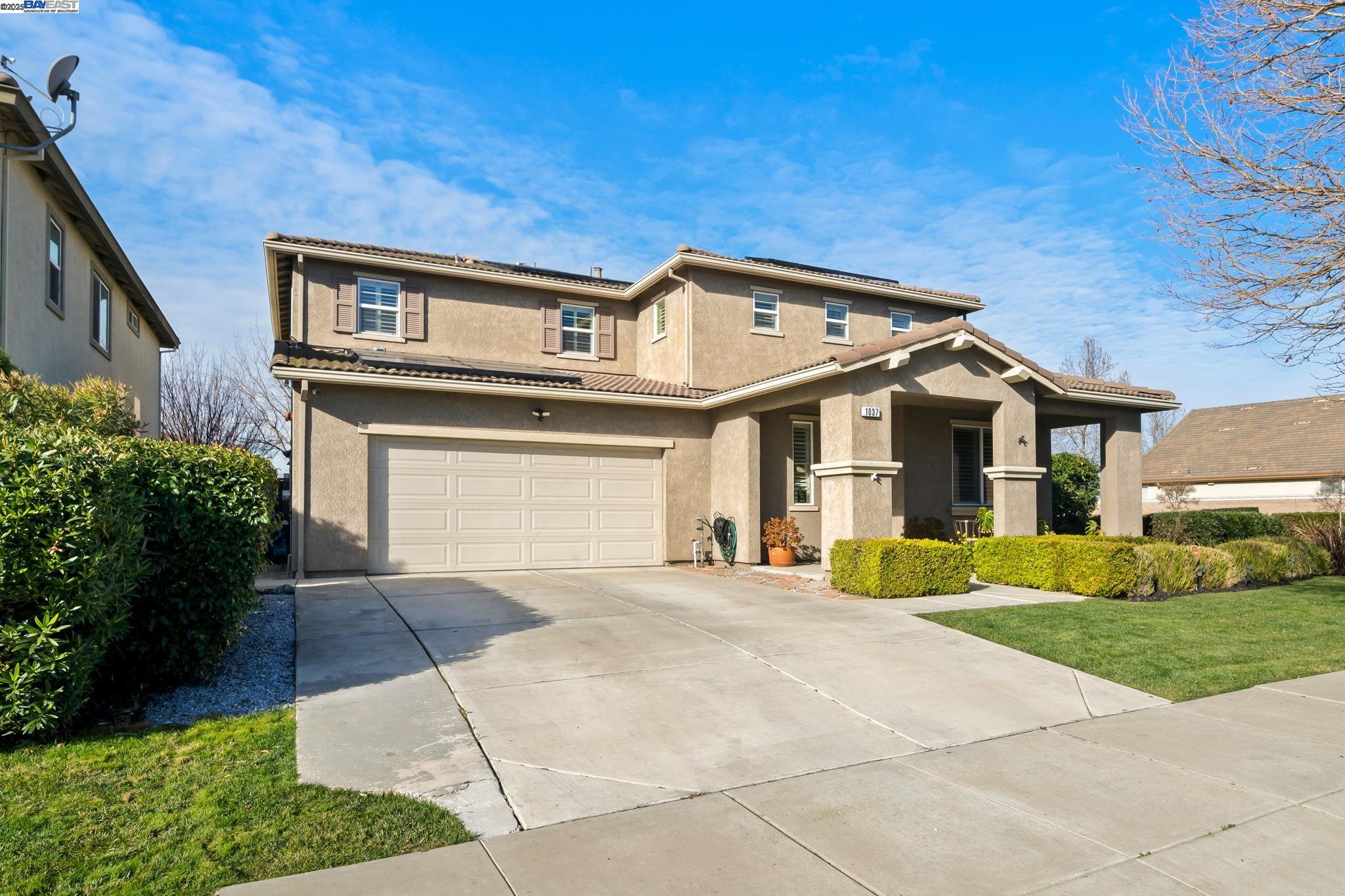 Detail Gallery Image 2 of 37 For 1037 Clear Lake Drive, Oakley,  CA 94561 - 4 Beds | 3 Baths