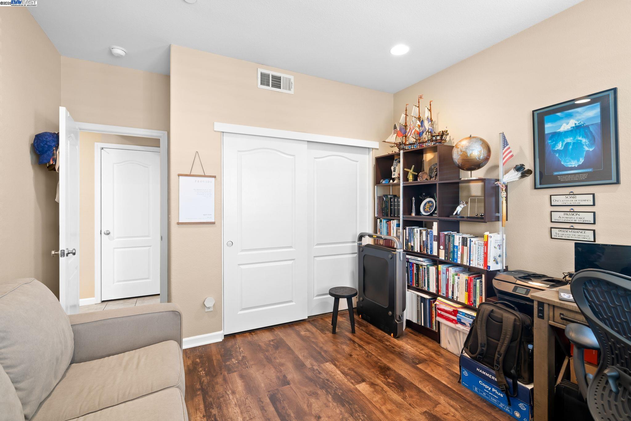 Detail Gallery Image 15 of 37 For 1037 Clear Lake Drive, Oakley,  CA 94561 - 4 Beds | 3 Baths