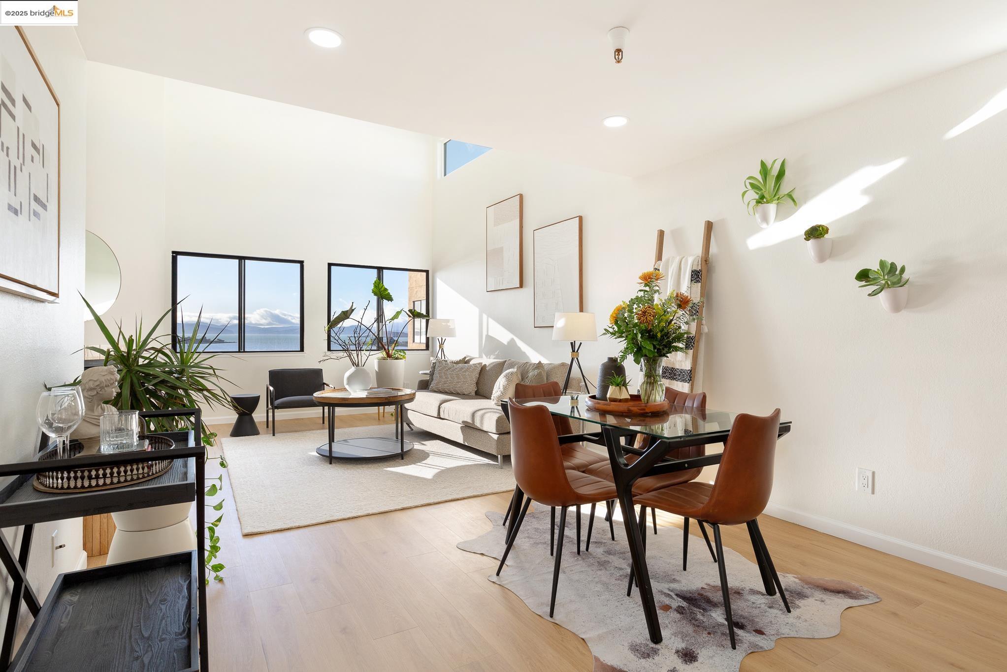 Photo #2: 41085622 Listing 