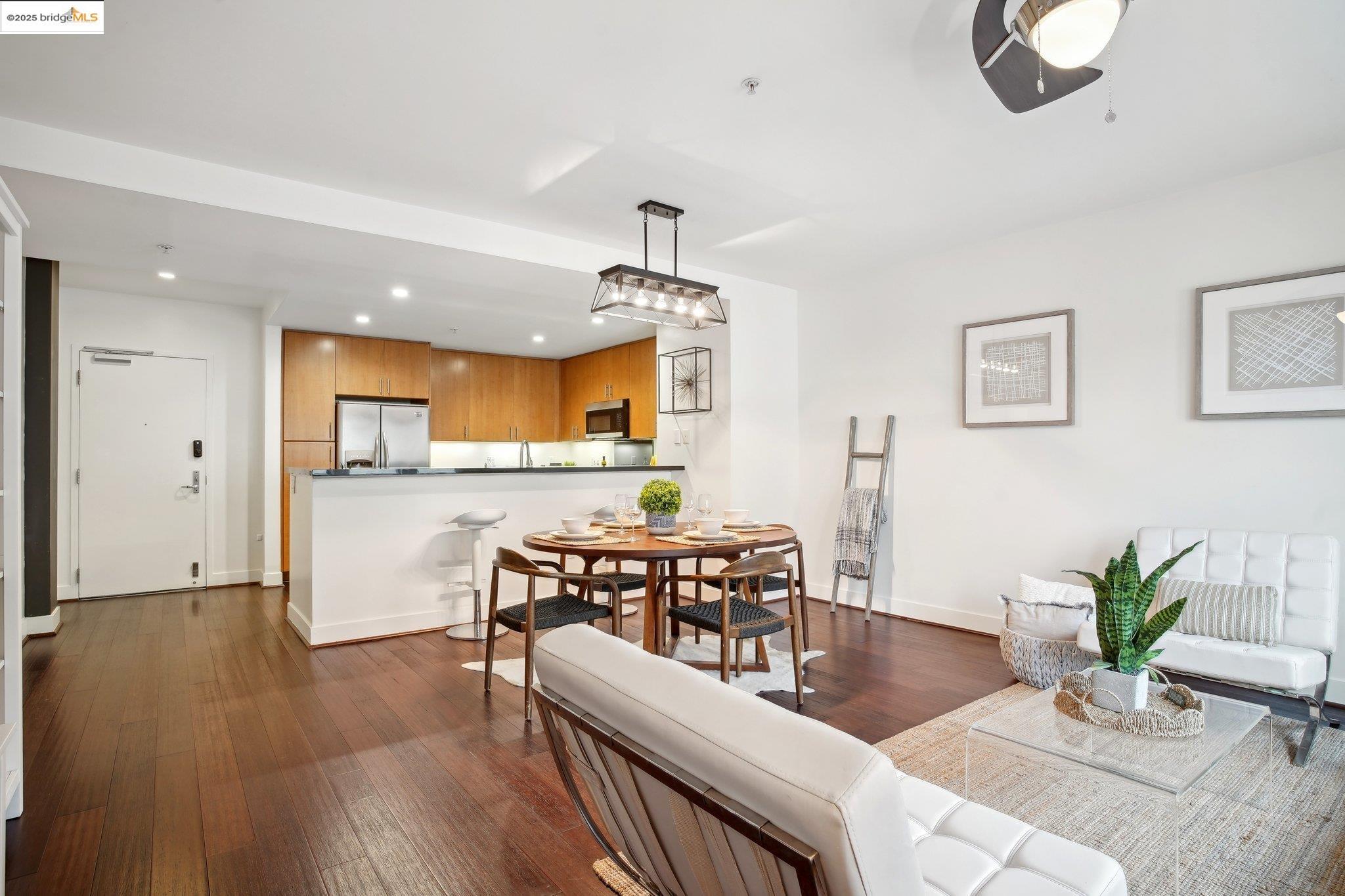 Photo #2: 41085623 Listing 