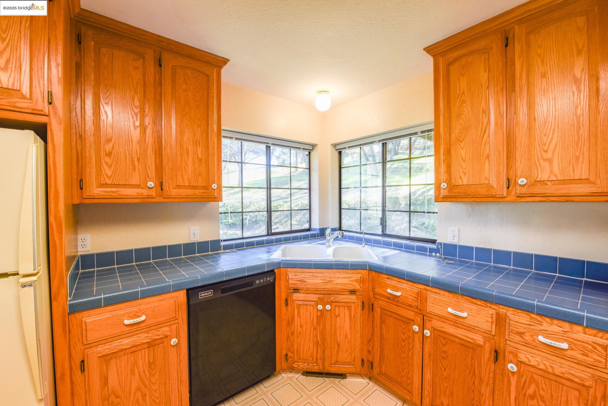 Detail Gallery Image 13 of 52 For 11550 Jennifer Ct., Sonora,  CA 95370-0000 - 4 Beds | 2 Baths