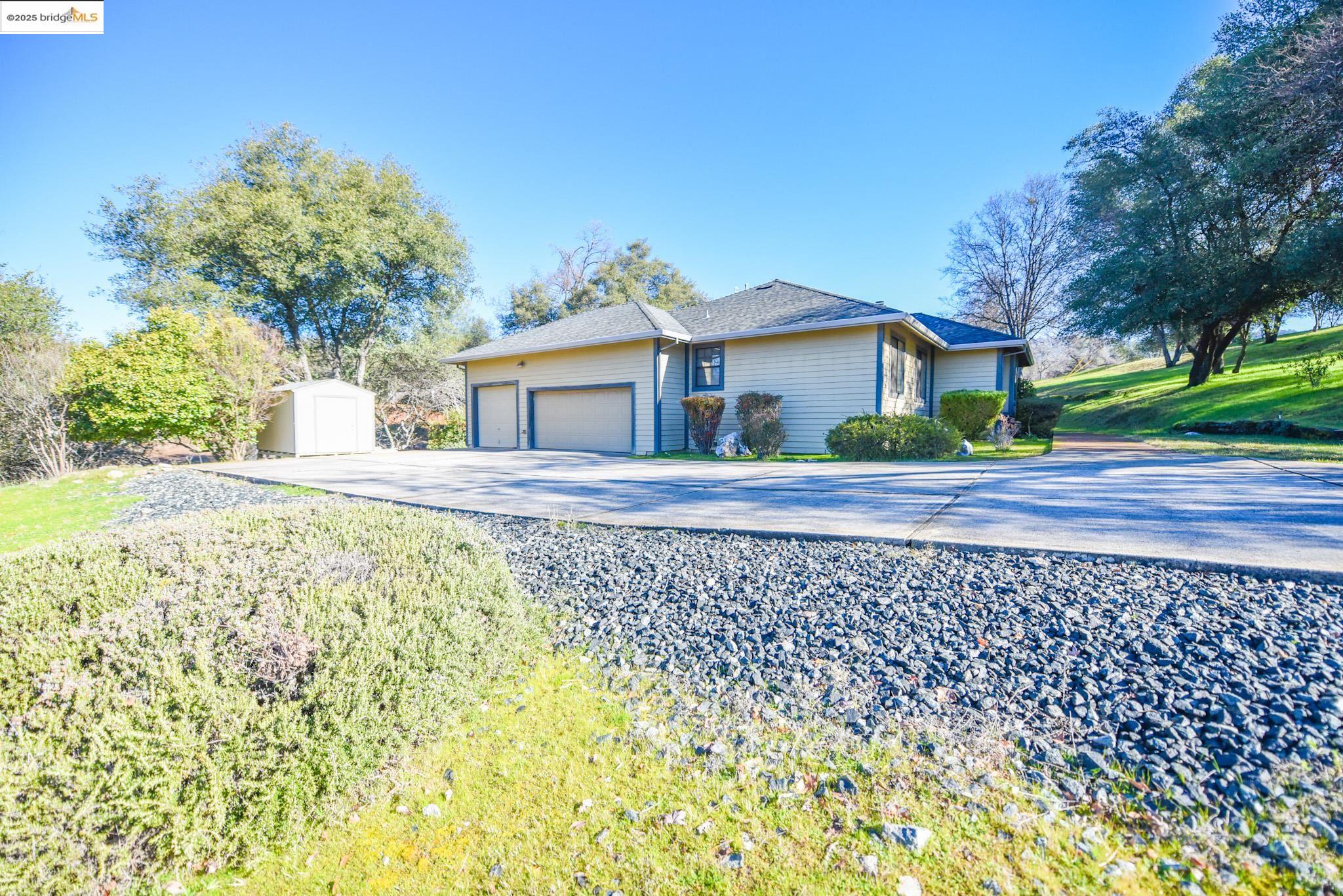 Detail Gallery Image 39 of 52 For 11550 Jennifer Ct., Sonora,  CA 95370-0000 - 4 Beds | 2 Baths