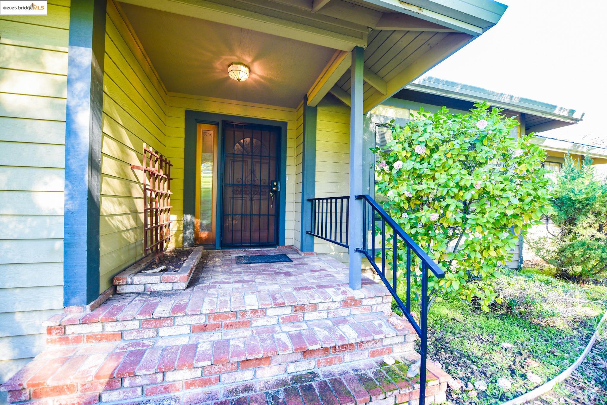 Detail Gallery Image 6 of 52 For 11550 Jennifer Ct., Sonora,  CA 95370-0000 - 4 Beds | 2 Baths