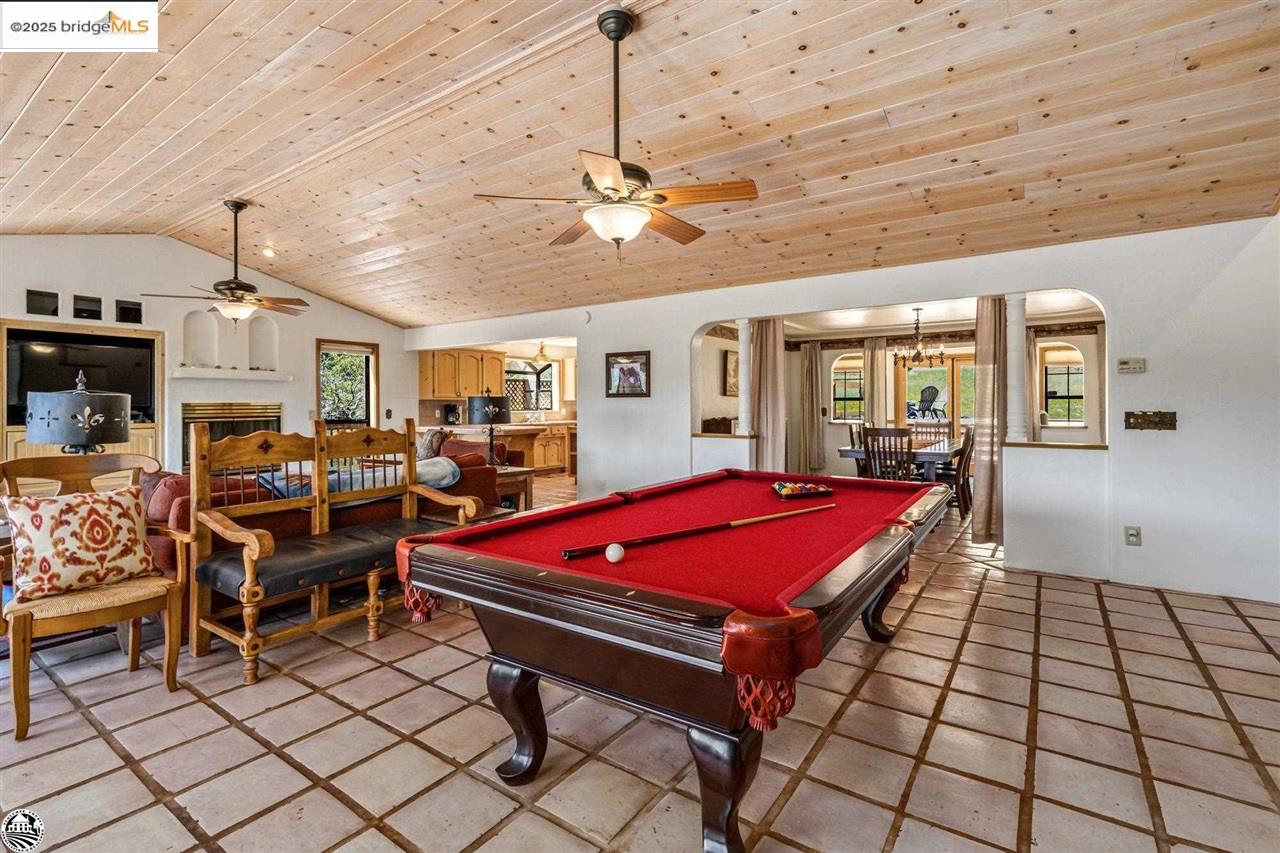 Detail Gallery Image 9 of 55 For 22320 Sanger, Twain Harte,  CA 95383 - 4 Beds | 3 Baths