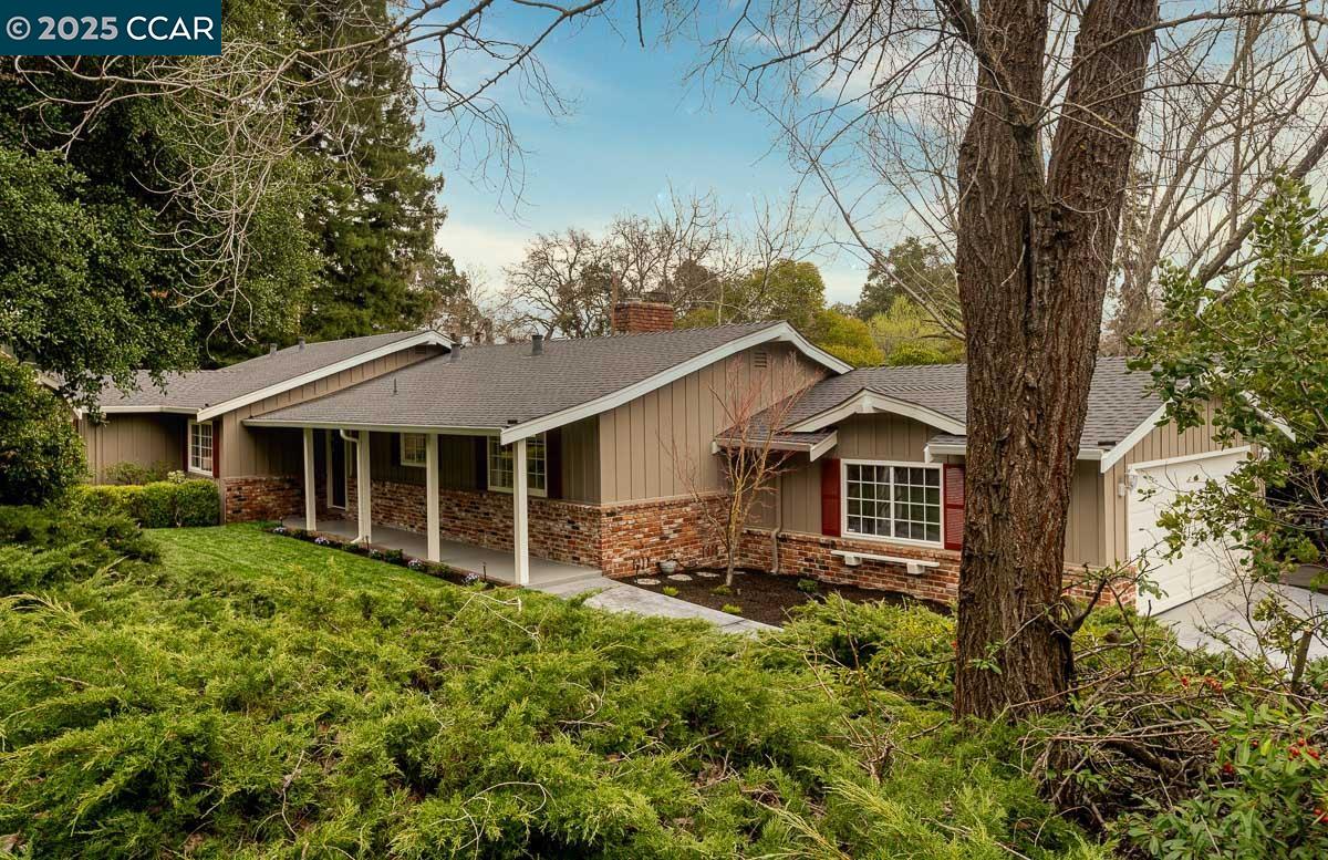 Detail Gallery Image 1 of 1 For 1158 Robles Ct, Lafayette,  CA 94549 - 4 Beds | 2 Baths