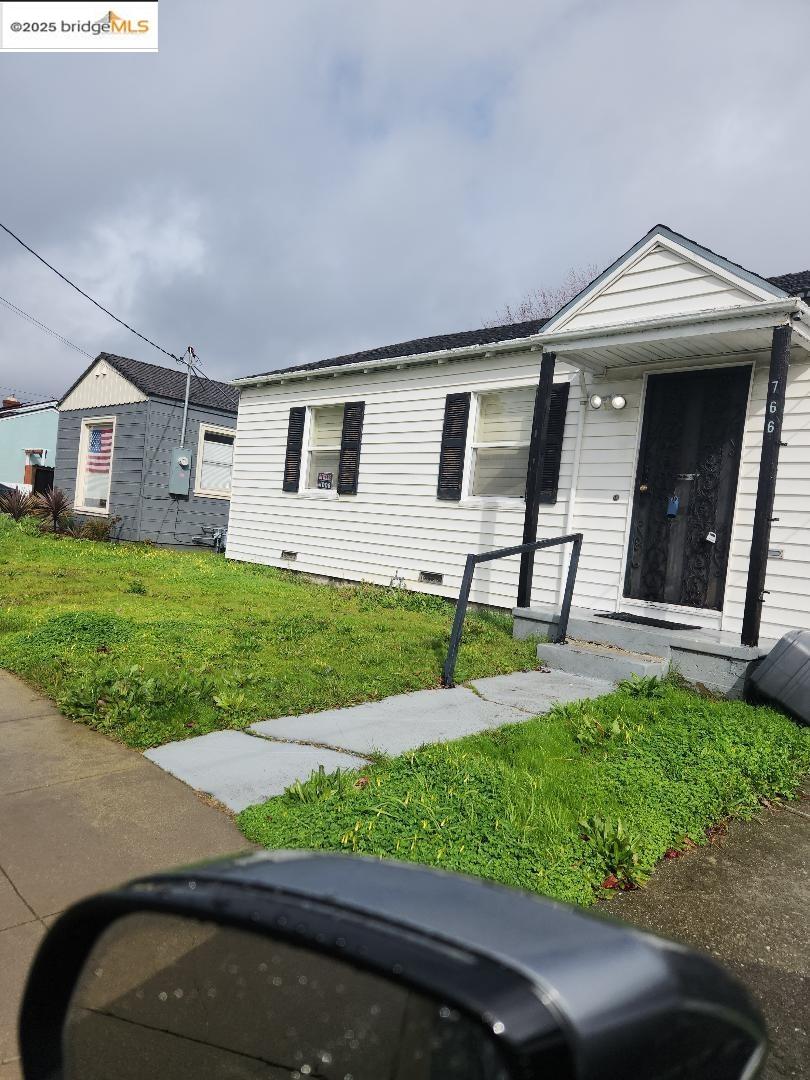 Detail Gallery Image 1 of 1 For 766 Ventura St, Richmond,  CA 94805 - 3 Beds | 2 Baths