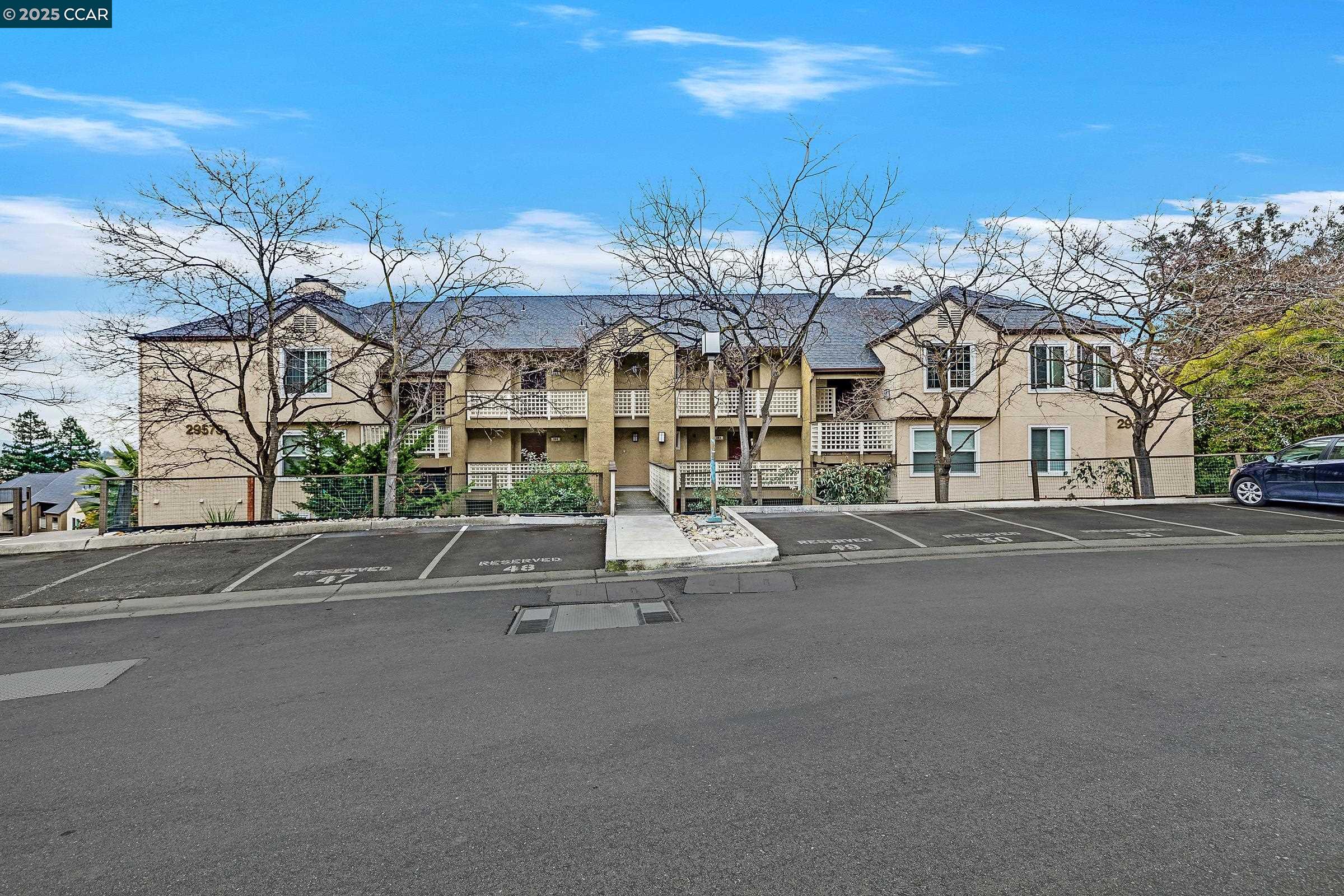 Photo #3: 41085692 Listing 