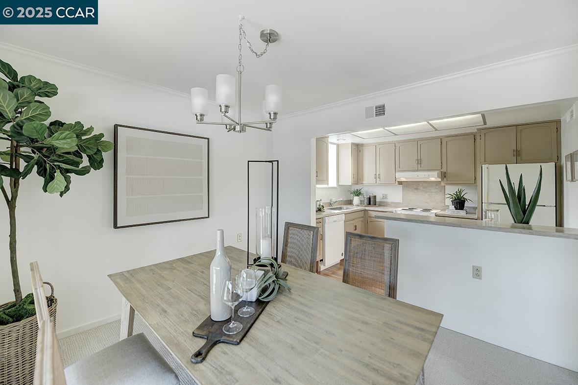 Photo #4: 41085695 Listing 
