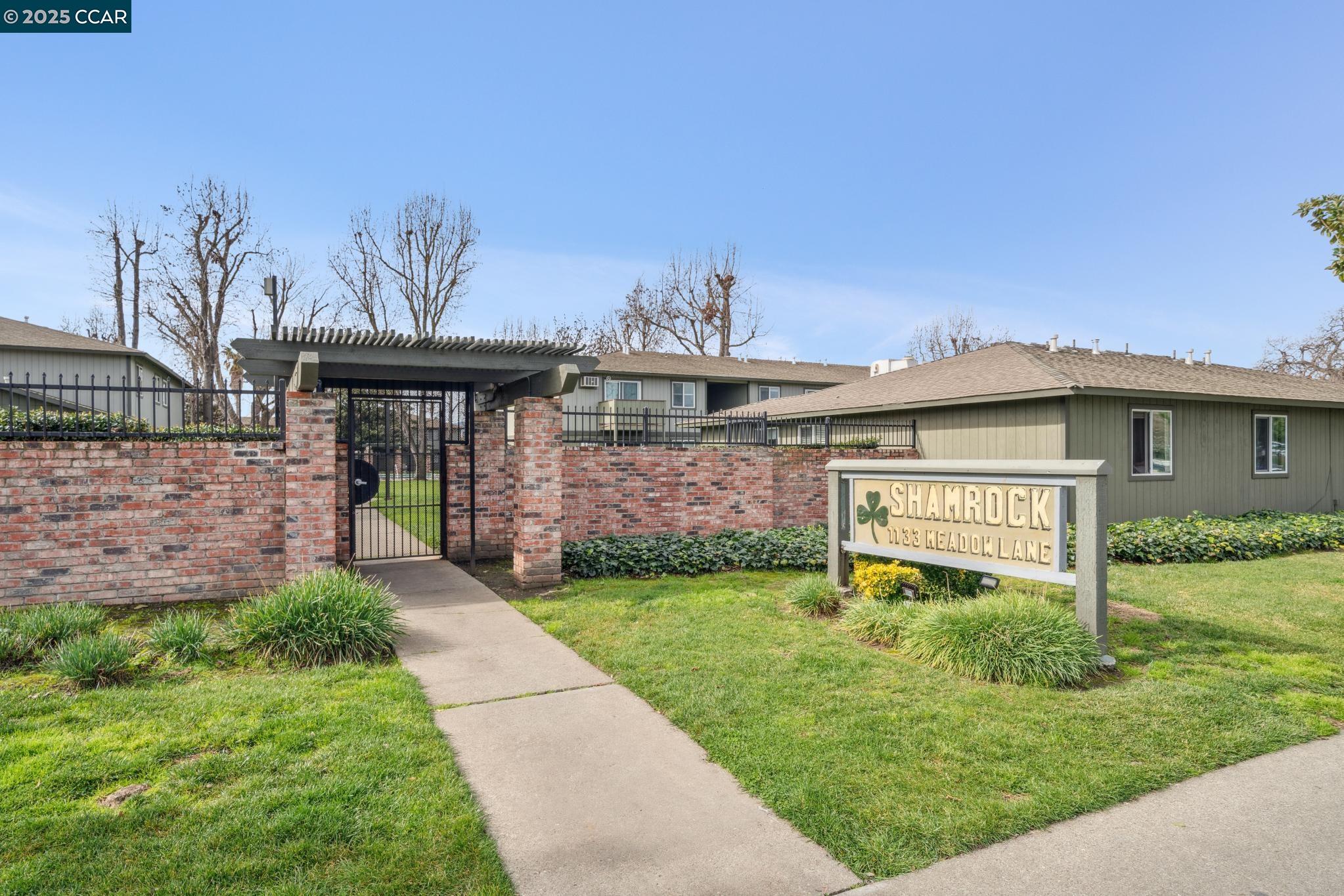 More Details about MLS # 41085716 : 1133 MEADOW LN # 38