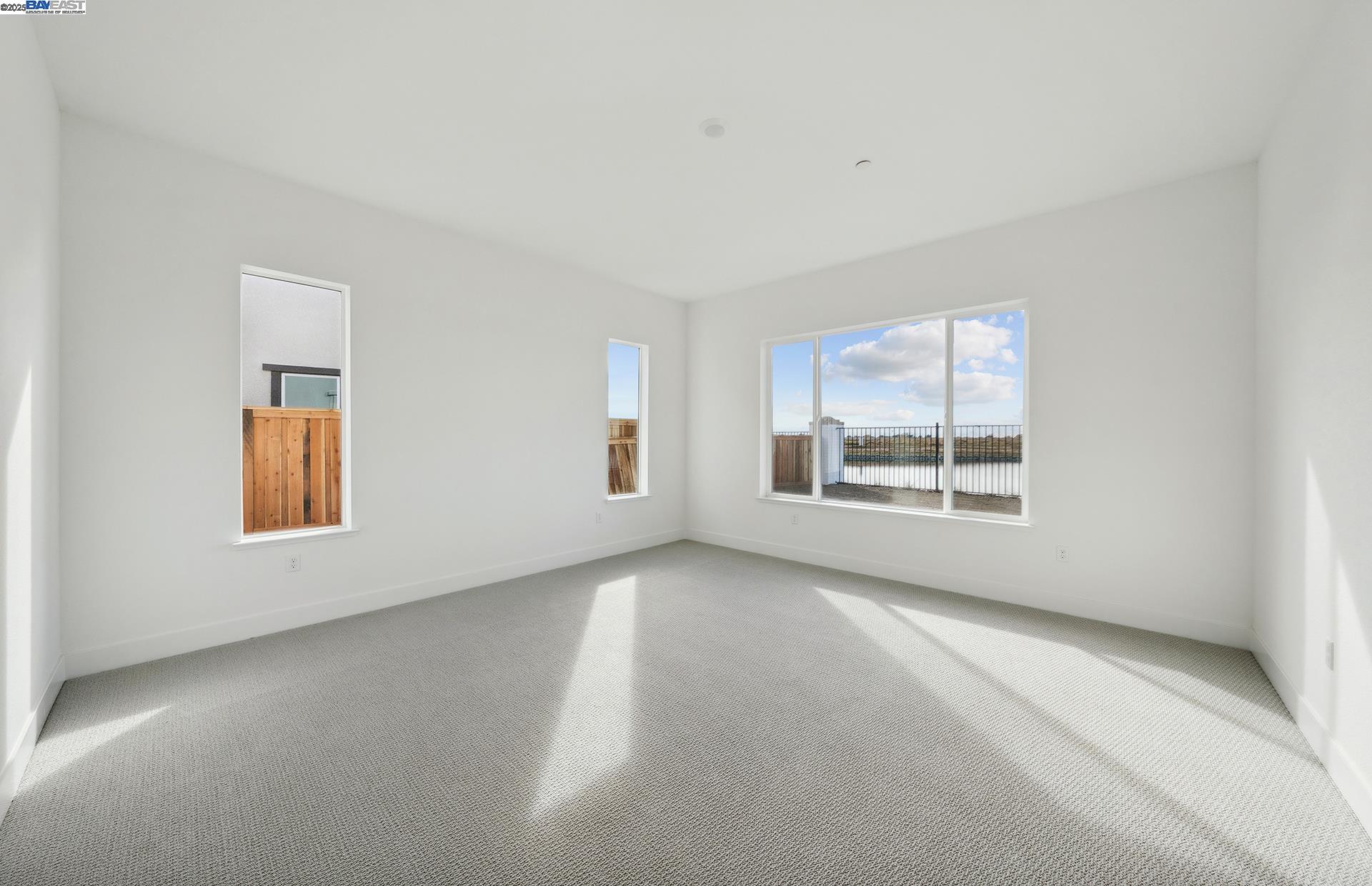 Detail Gallery Image 8 of 11 For 17637 Brightwood Avenue, Lathrop,  CA 95330 - 3 Beds | 3 Baths