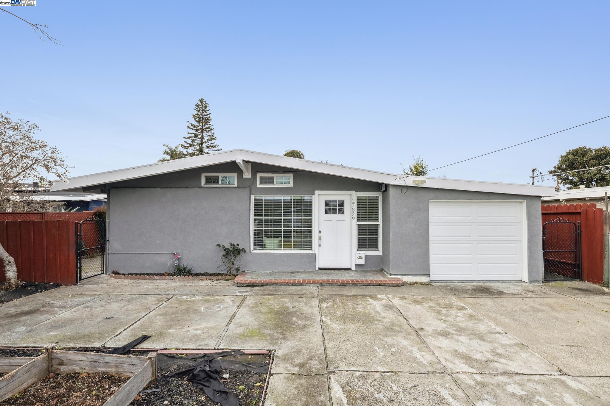 Detail Gallery Image 1 of 1 For 27829 Orlando Ave, Hayward,  CA 94545 - 3 Beds | 2 Baths