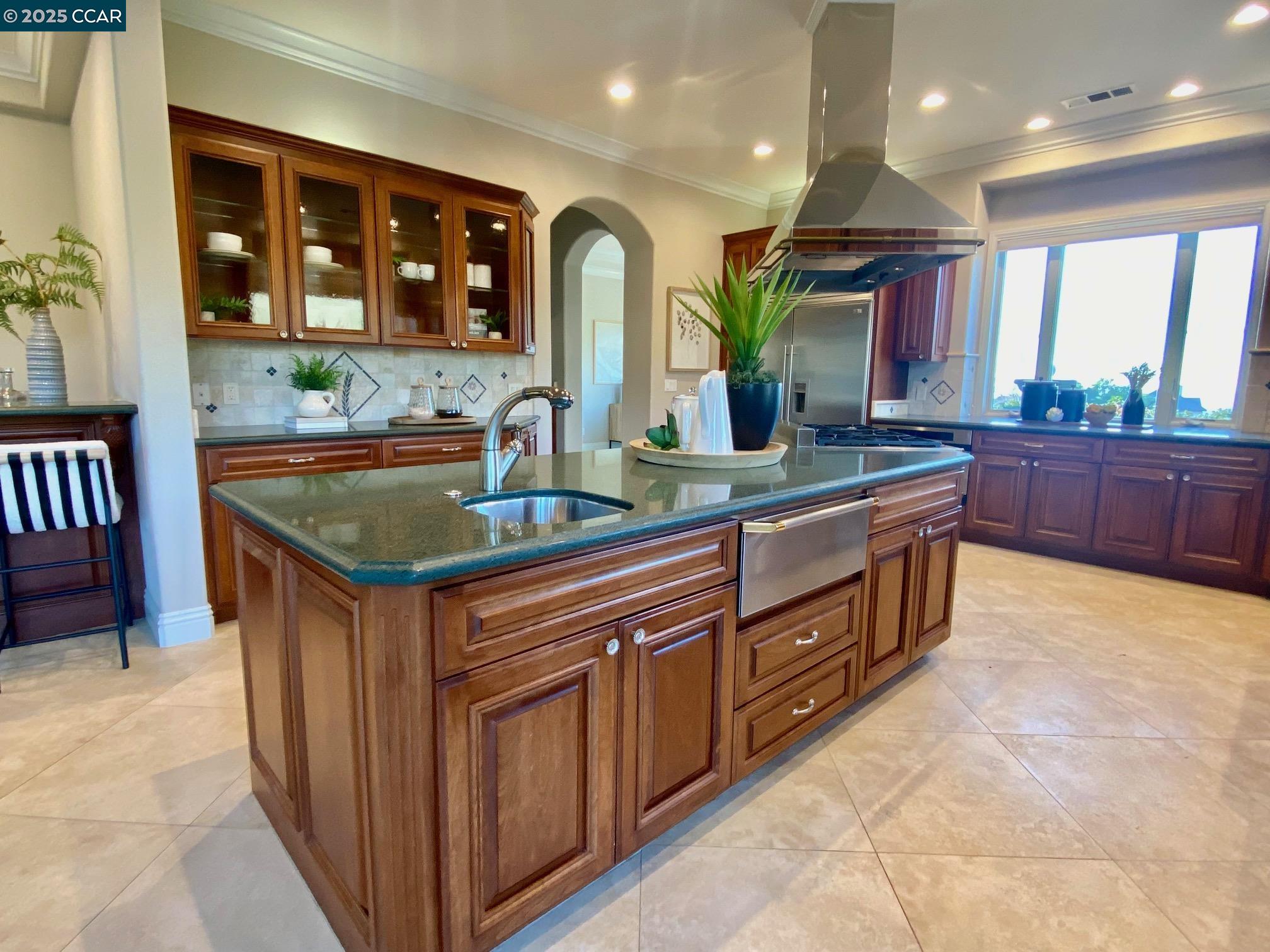Detail Gallery Image 18 of 57 For 1021 Pebble Beach Dr, Clayton,  CA 94517 - 5 Beds | 5 Baths
