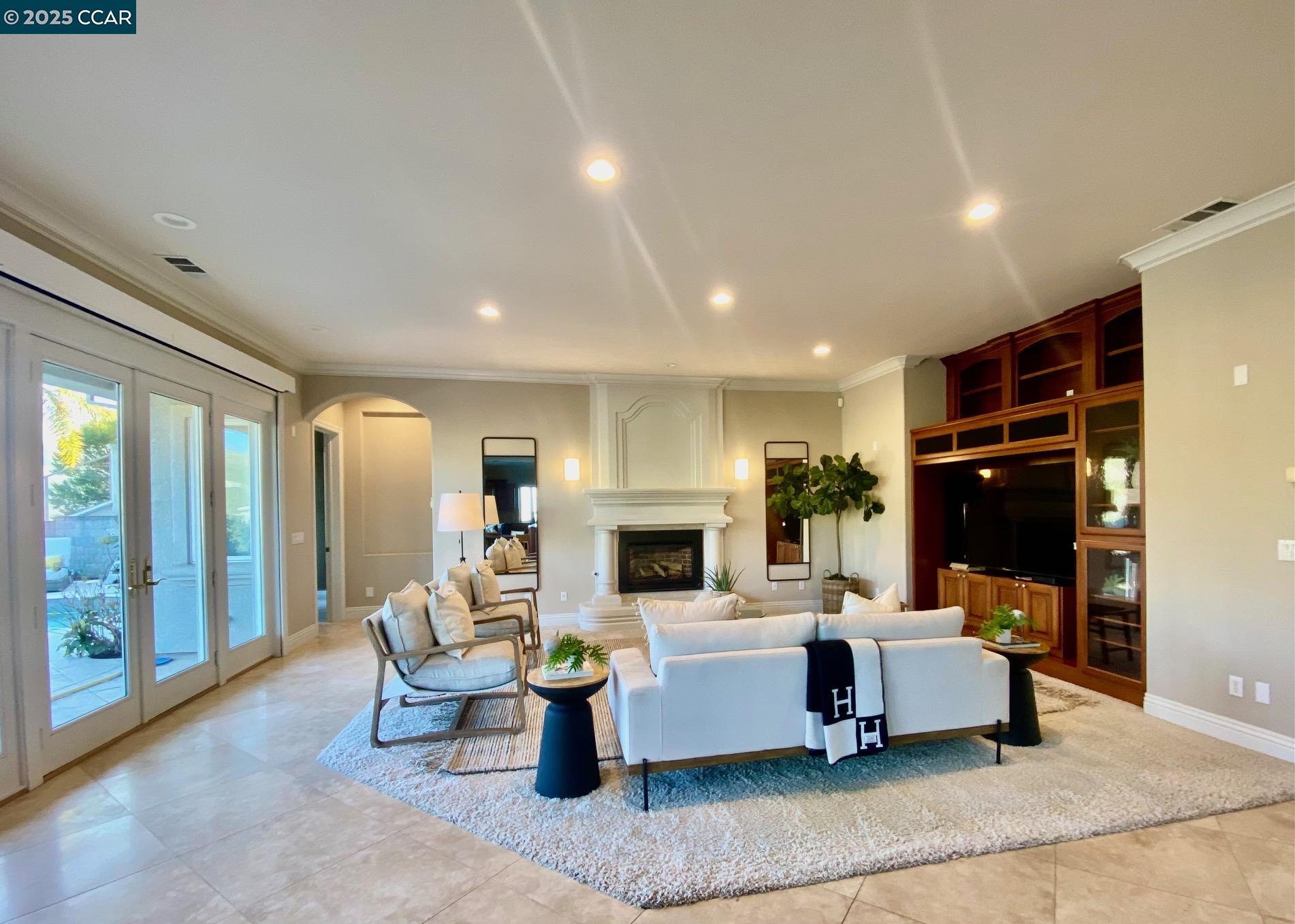 Detail Gallery Image 24 of 57 For 1021 Pebble Beach Dr, Clayton,  CA 94517 - 5 Beds | 5 Baths