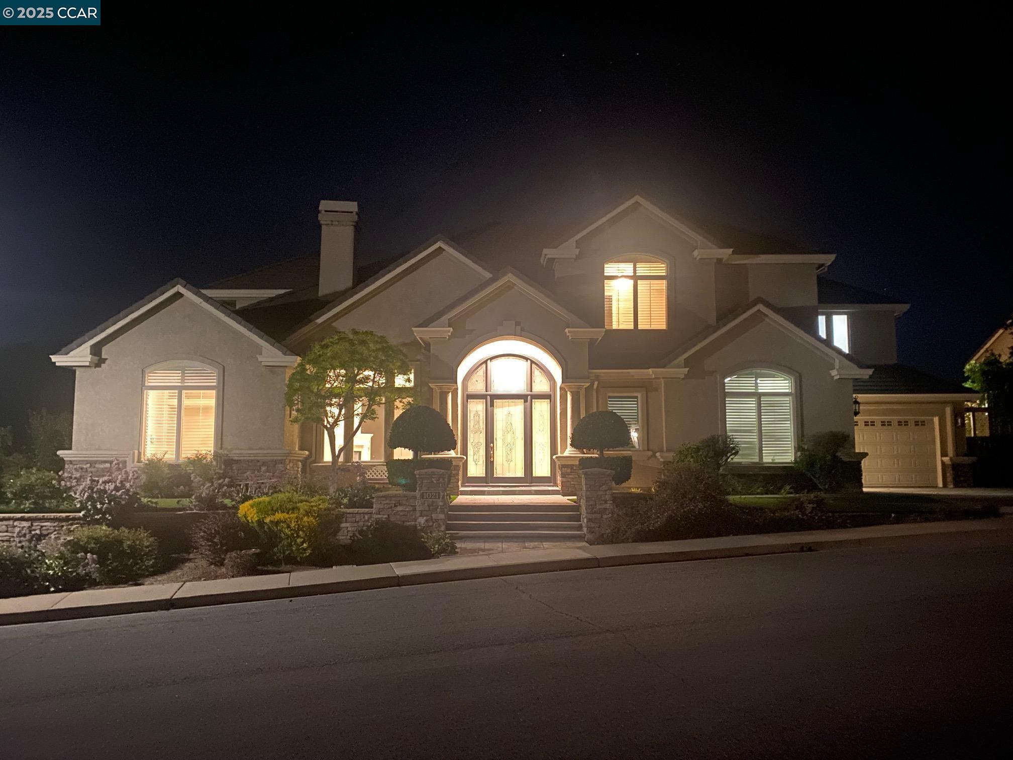 Detail Gallery Image 5 of 57 For 1021 Pebble Beach Dr, Clayton,  CA 94517 - 5 Beds | 5 Baths