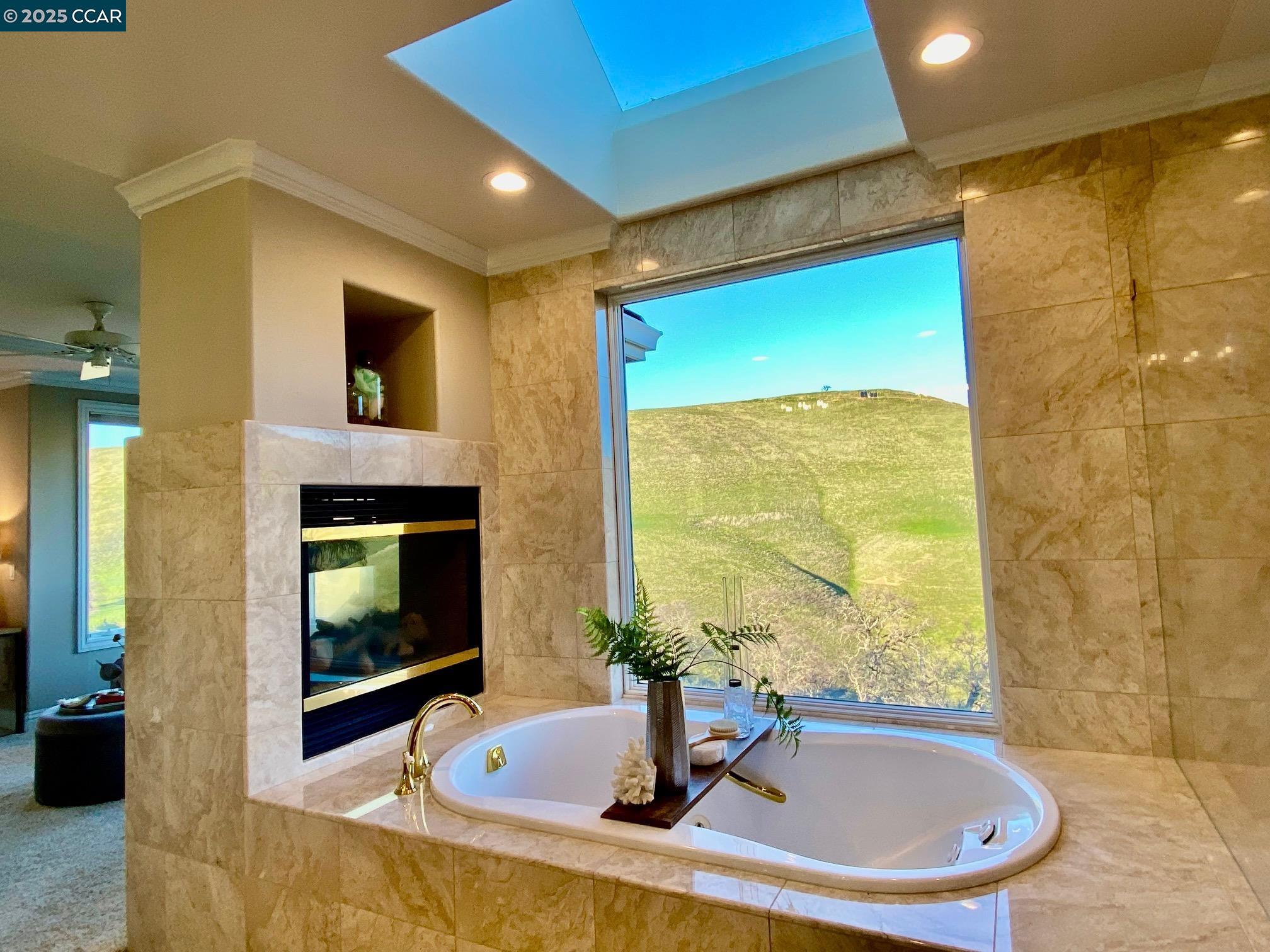 Detail Gallery Image 43 of 57 For 1021 Pebble Beach Dr, Clayton,  CA 94517 - 5 Beds | 5 Baths