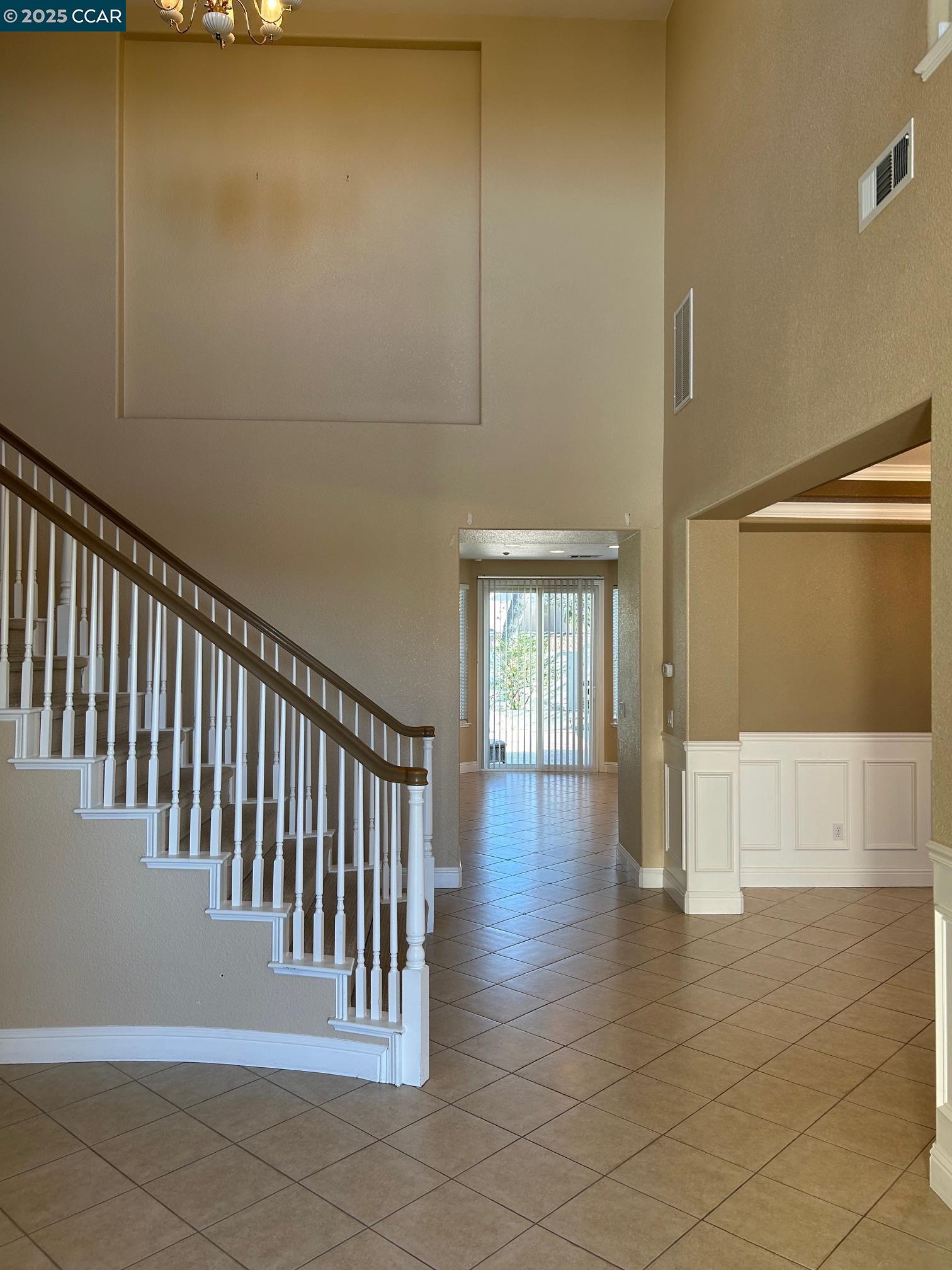 Detail Gallery Image 4 of 40 For 1849 Alexander Way, Brentwood,  CA 94513 - 5 Beds | 4/1 Baths