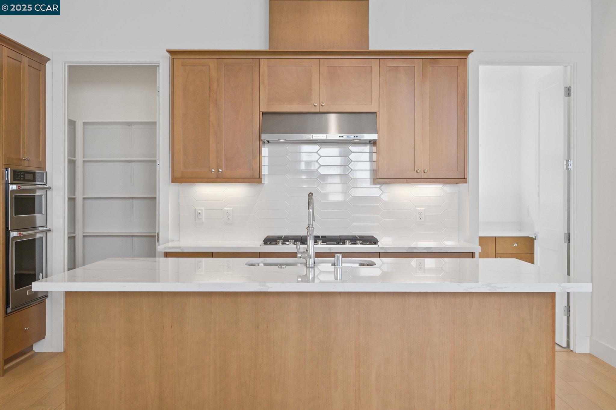 Detail Gallery Image 1 of 1 For 2913 Ella Way, Tracy,  CA 95377 - 2 Beds | 2 Baths