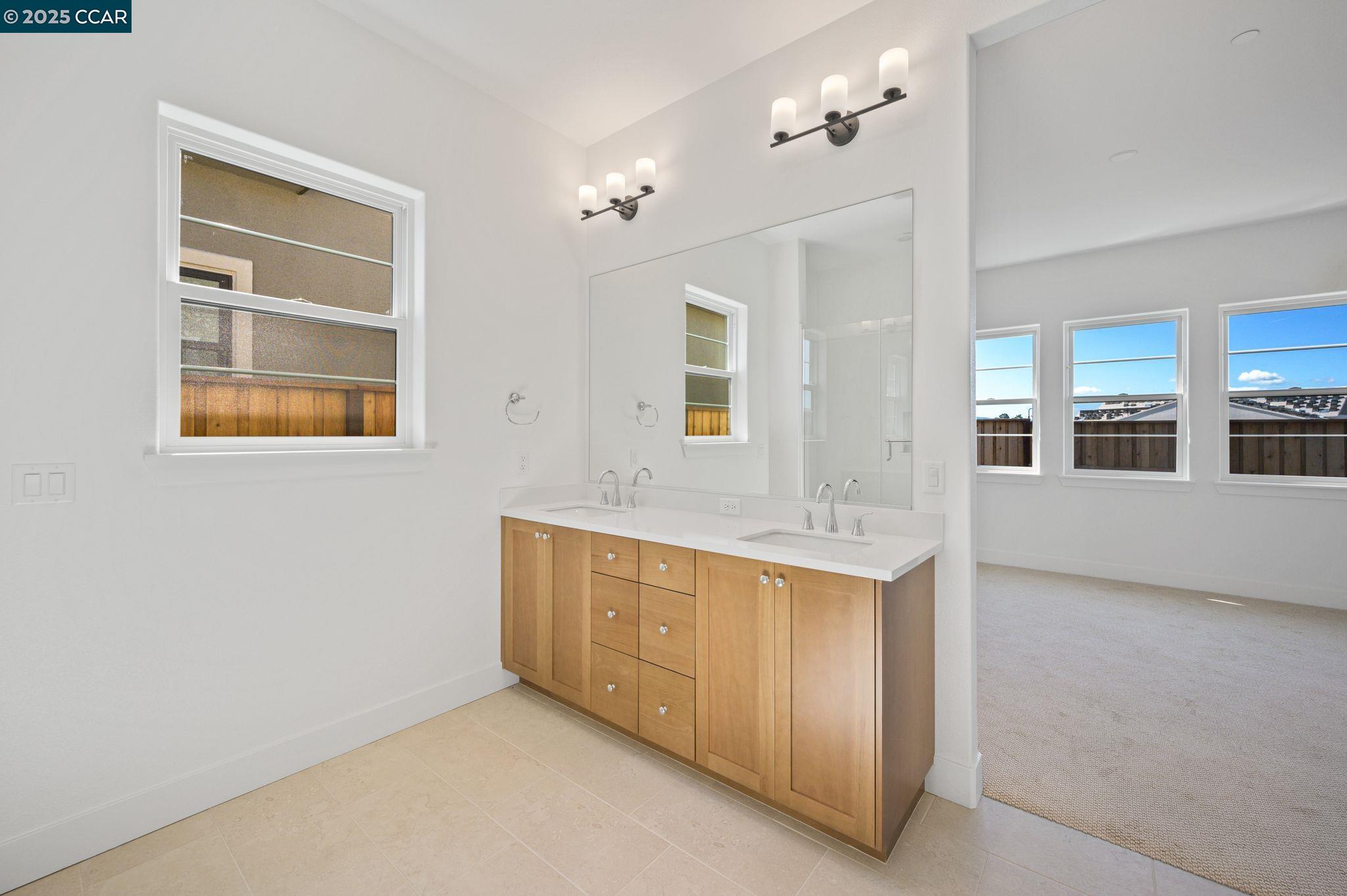 Detail Gallery Image 13 of 41 For 2913 Ella Way, Tracy,  CA 95377 - 2 Beds | 2 Baths